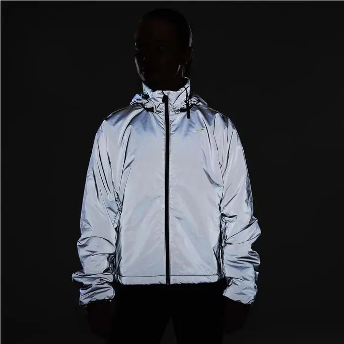 Nike clothing - Reflect Silver (UPC: 197600726307) 1