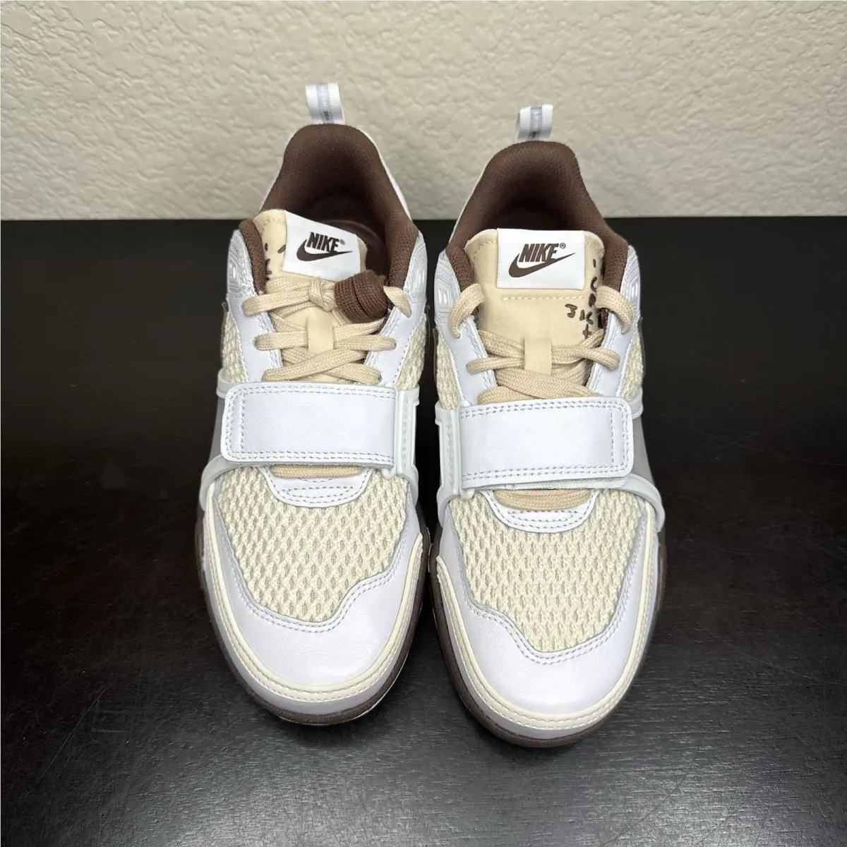 Nike shoes - Light Chocolate 5