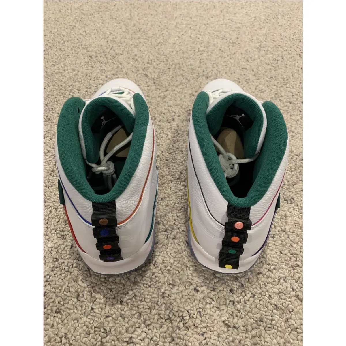 Nike shoes - Jordan 10 - White 5
