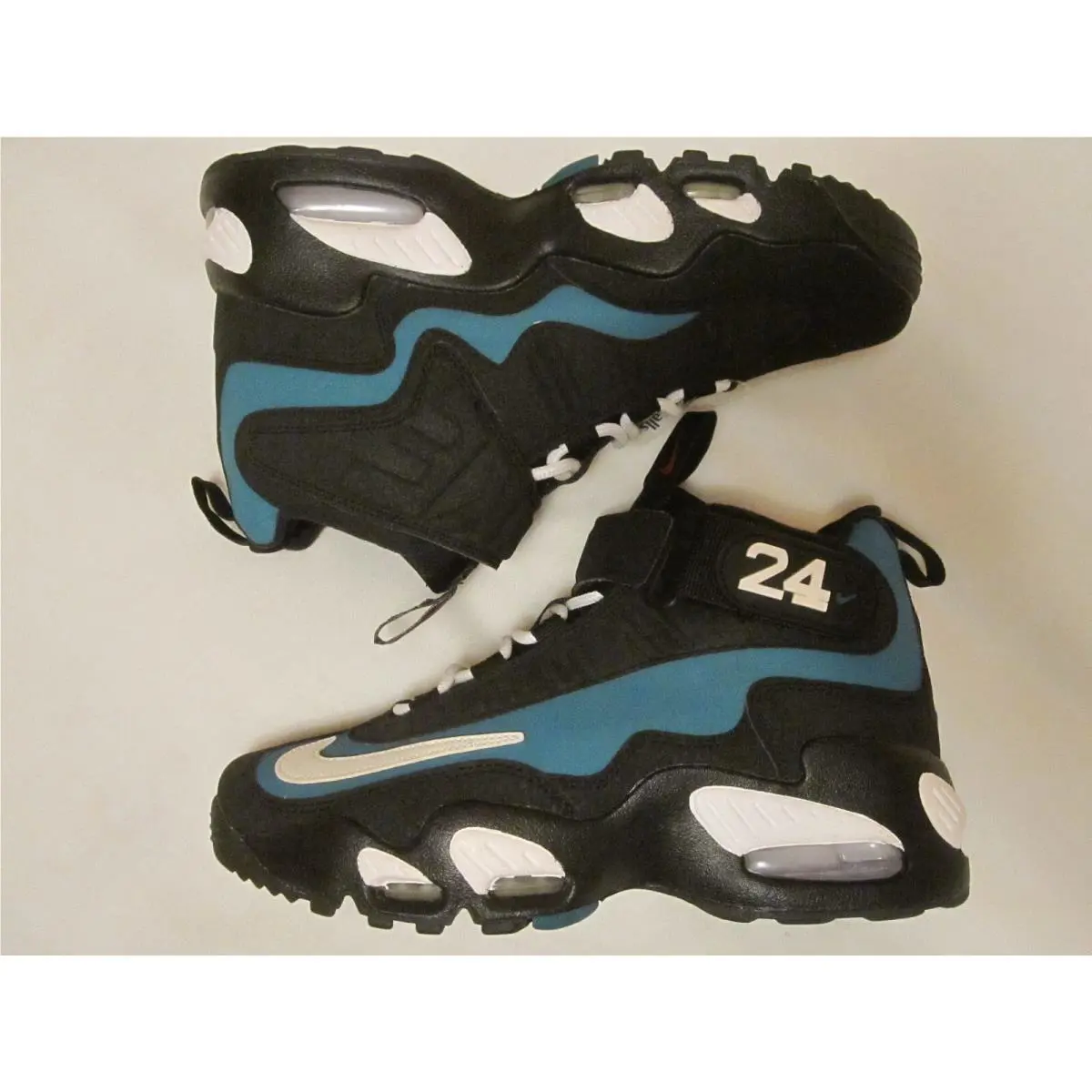 Nike shoes - Air Griffey Max 1 - Air Griffey Max - Black (UPC: 00886059942894) 14