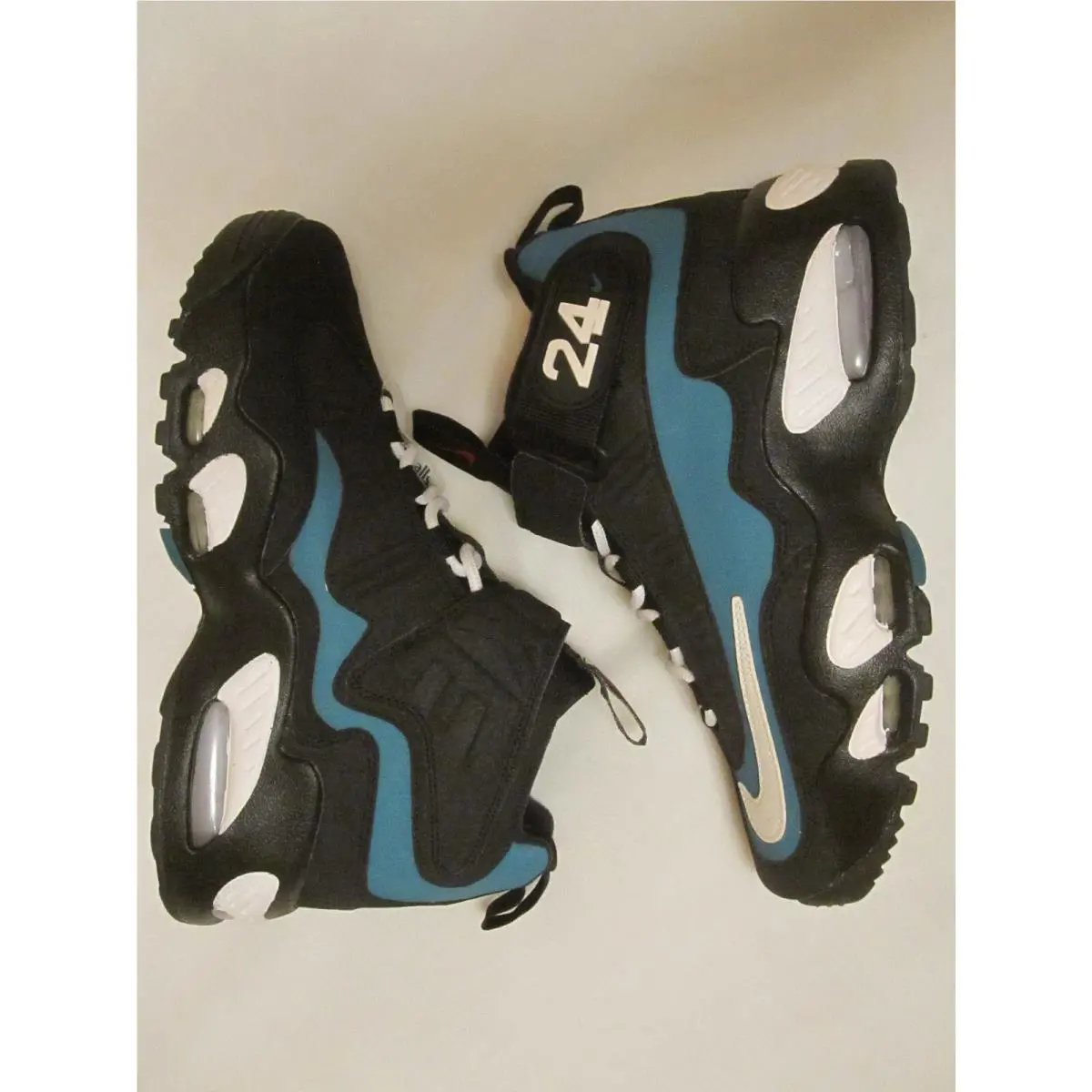 Nike shoes - Air Griffey Max 1 - Air Griffey Max - Black (UPC: 00886059942894) 15
