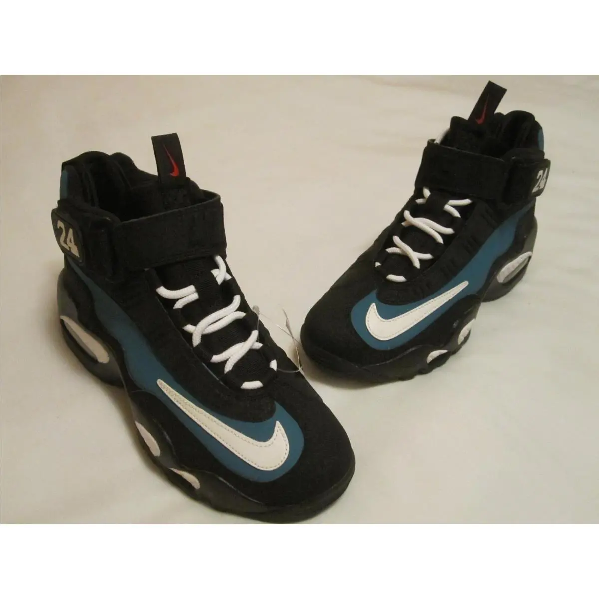 Nike shoes - Air Griffey Max 1 - Air Griffey Max - Black (UPC: 00886059942894) 17