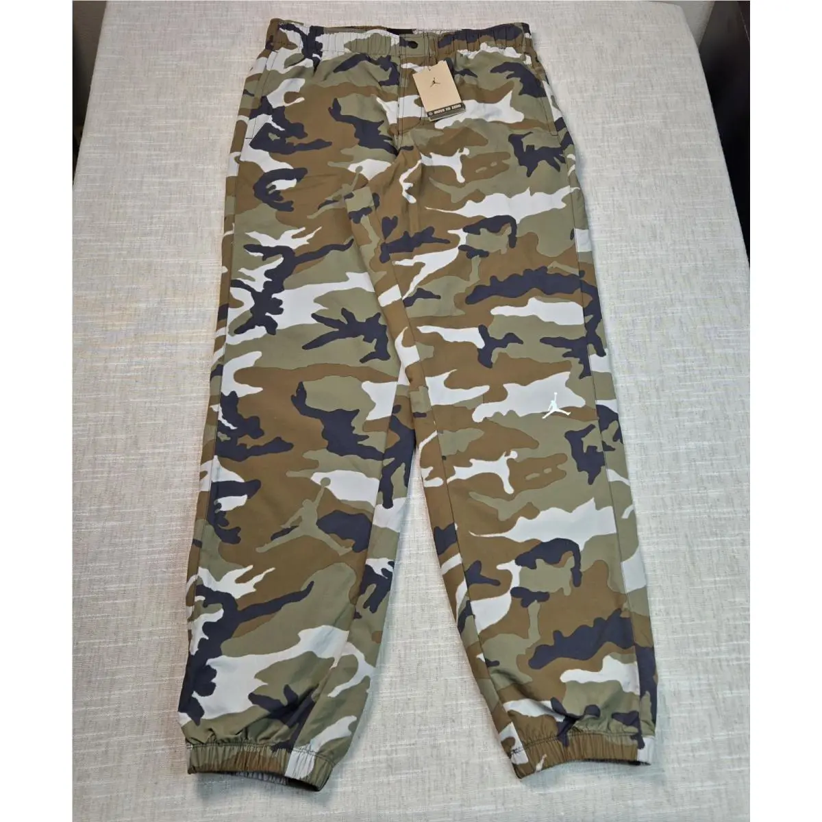 Nike clothing - FZ3529-380 - FZ3529-380 FZ3529 - Camo (UPC: 197601300667) 0