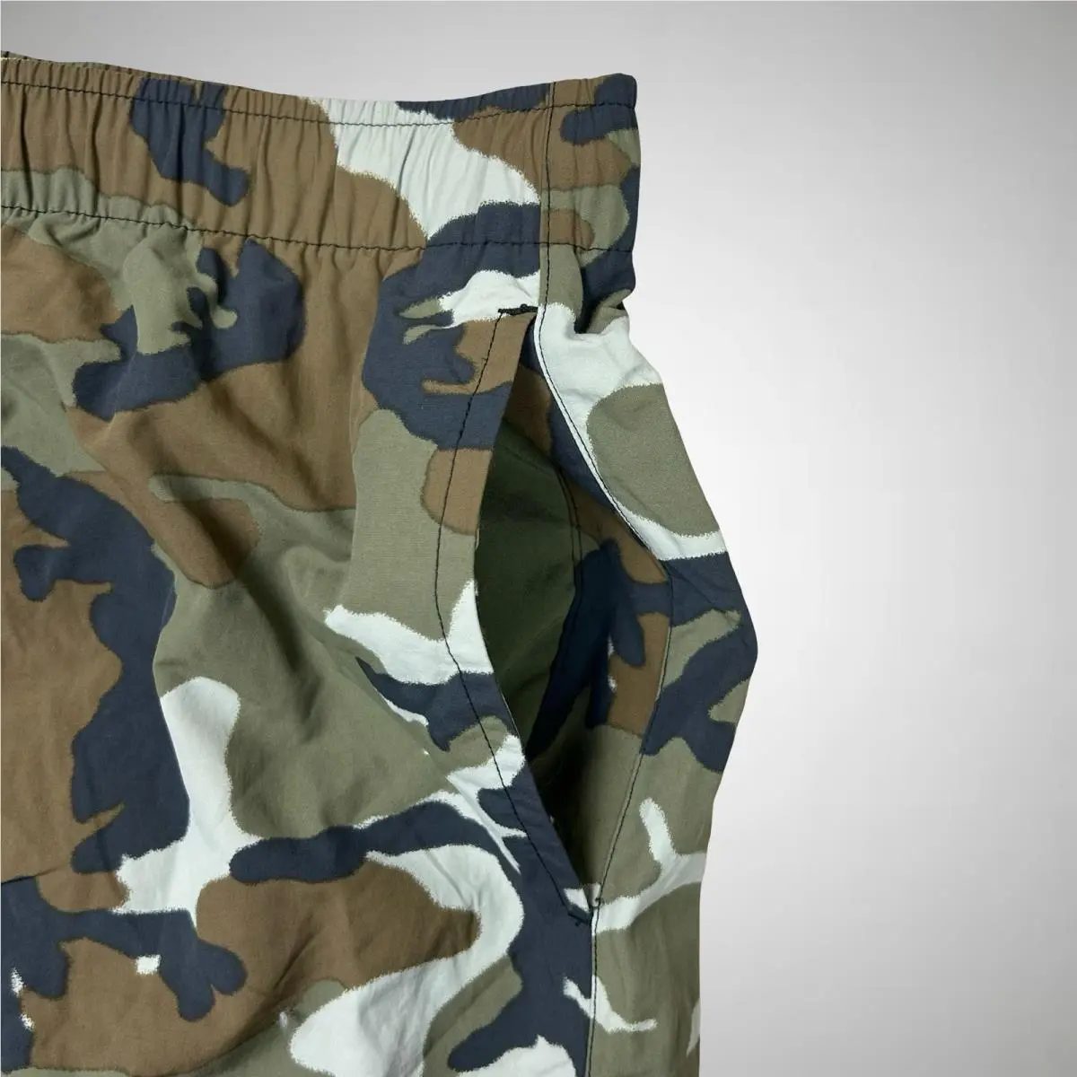 Nike clothing - FZ3529-380 - FZ3529-380 FZ3529 - Camo (UPC: 197601300667) 3