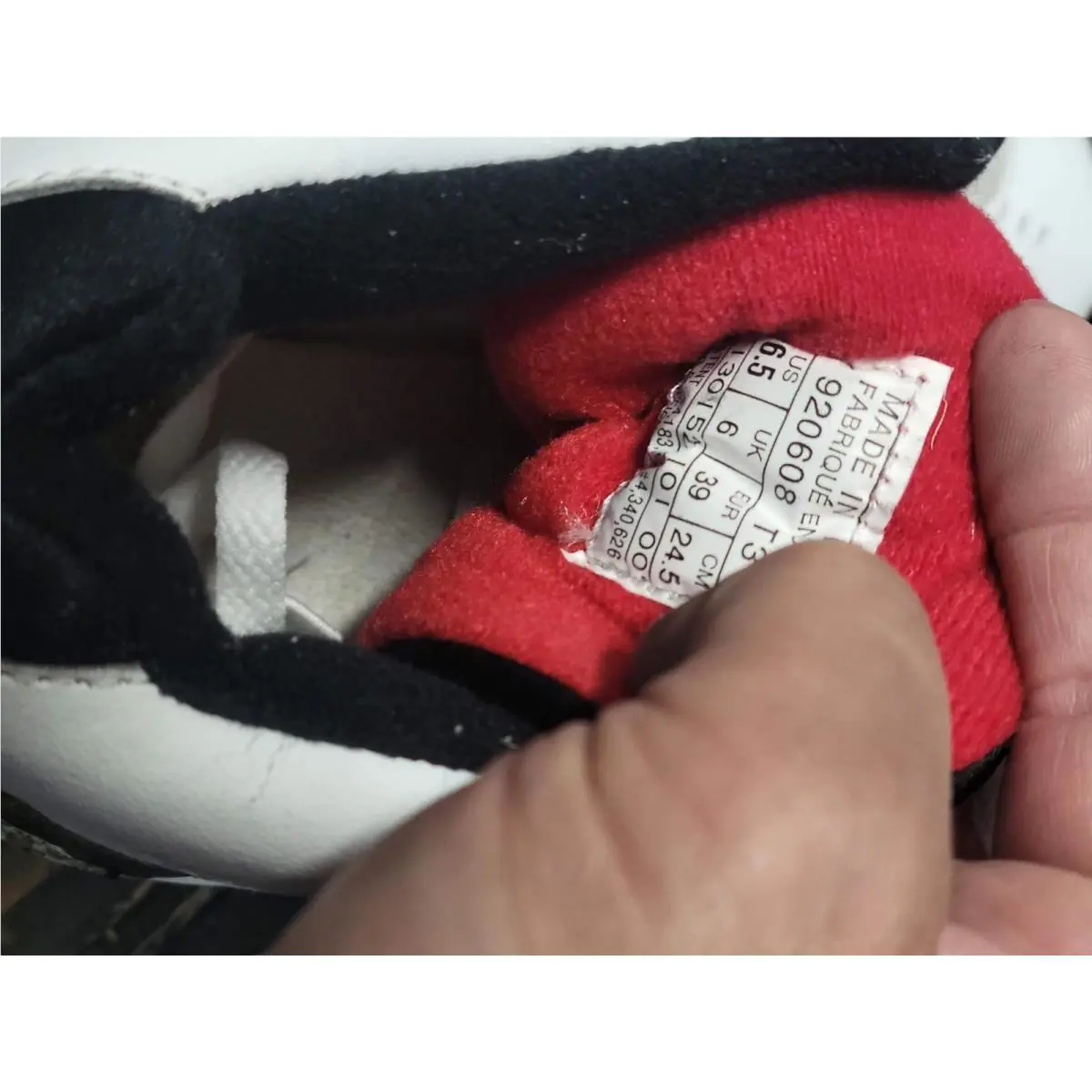 Nike shoes - Red 5