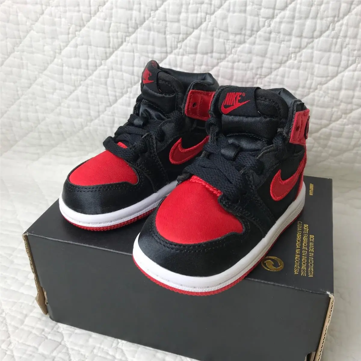 Nike shoes - Air Jordan 1 - Air - FD5305-061 - Black/university red -White 5