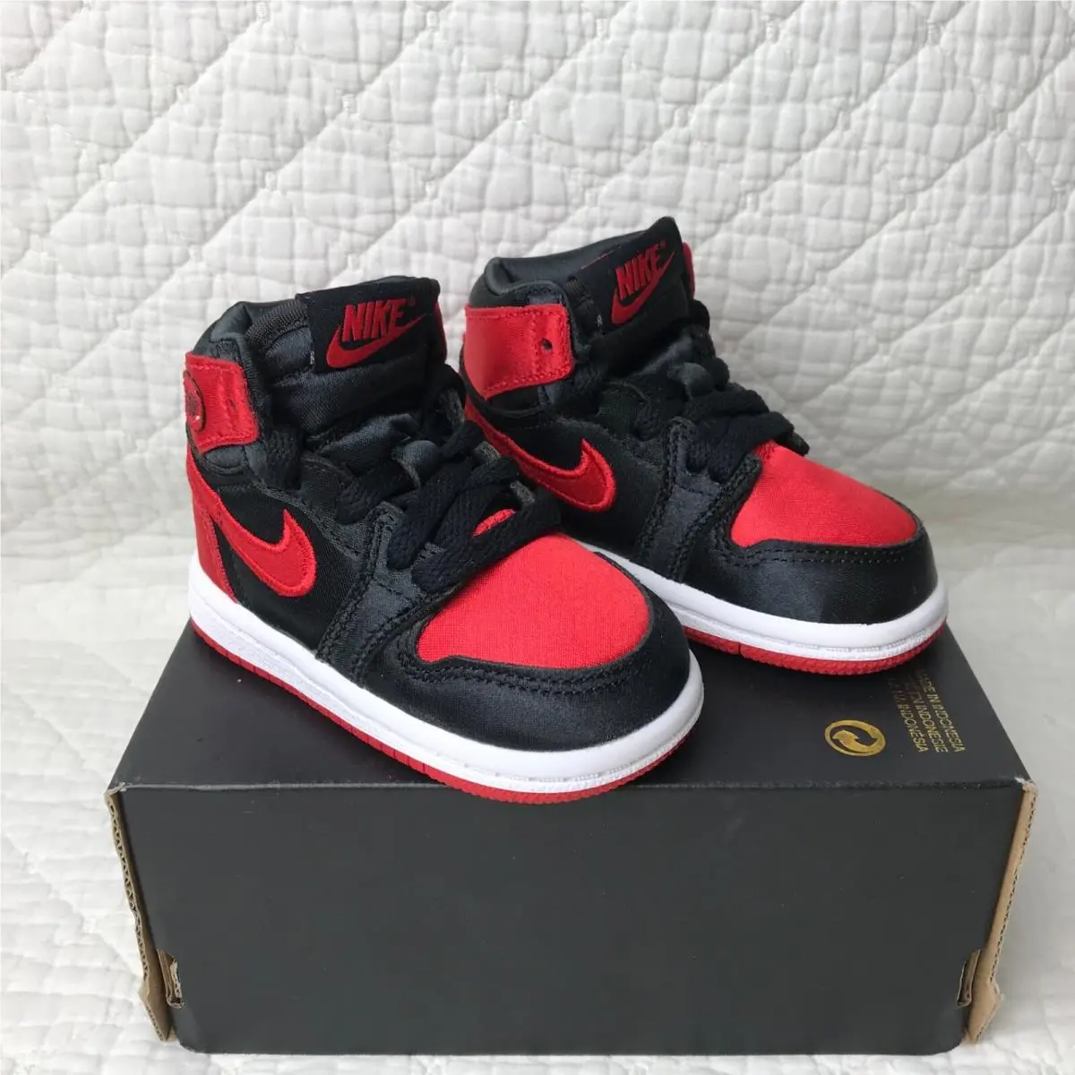 Nike shoes - Air Jordan 1 - Air - FD5305-061 - Black/university red -White 6
