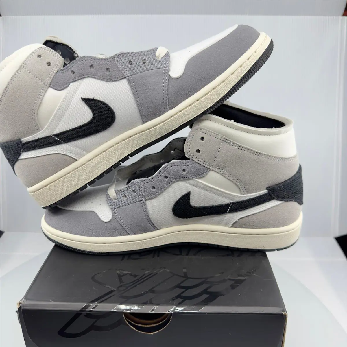Nike shoes - Gray 2