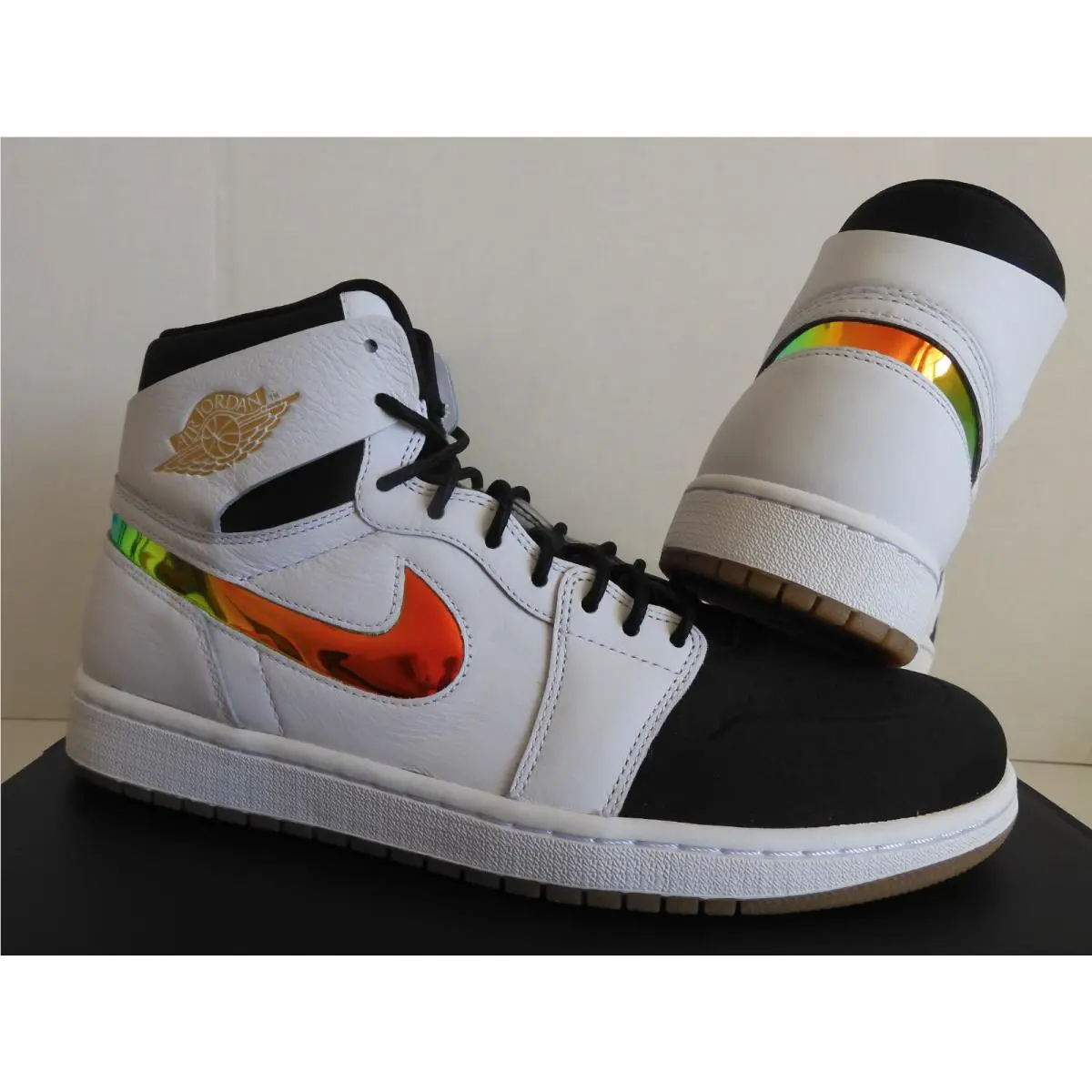Nike shoes - Air Jordan 1 - Air - White (UPC: 659658248106) 0