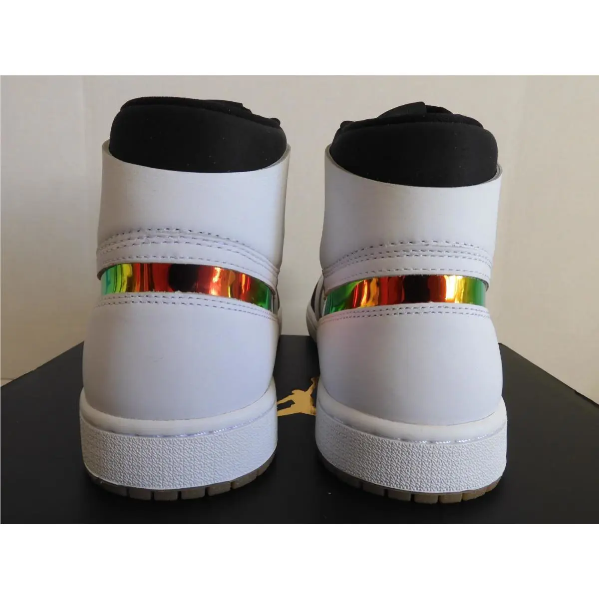 Nike shoes - Air Jordan 1 - Air - White (UPC: 659658248106) 2