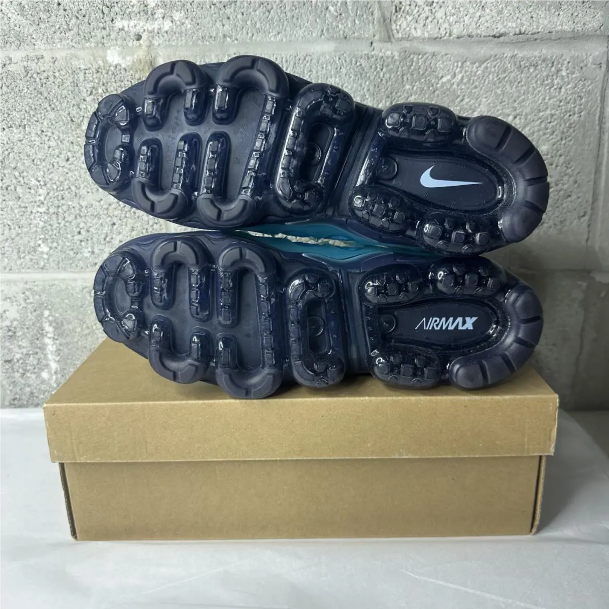 Nike shoes - Nike Air Vapormax Plus - Air Vapormax Plus - 924453-407 - Blue 1