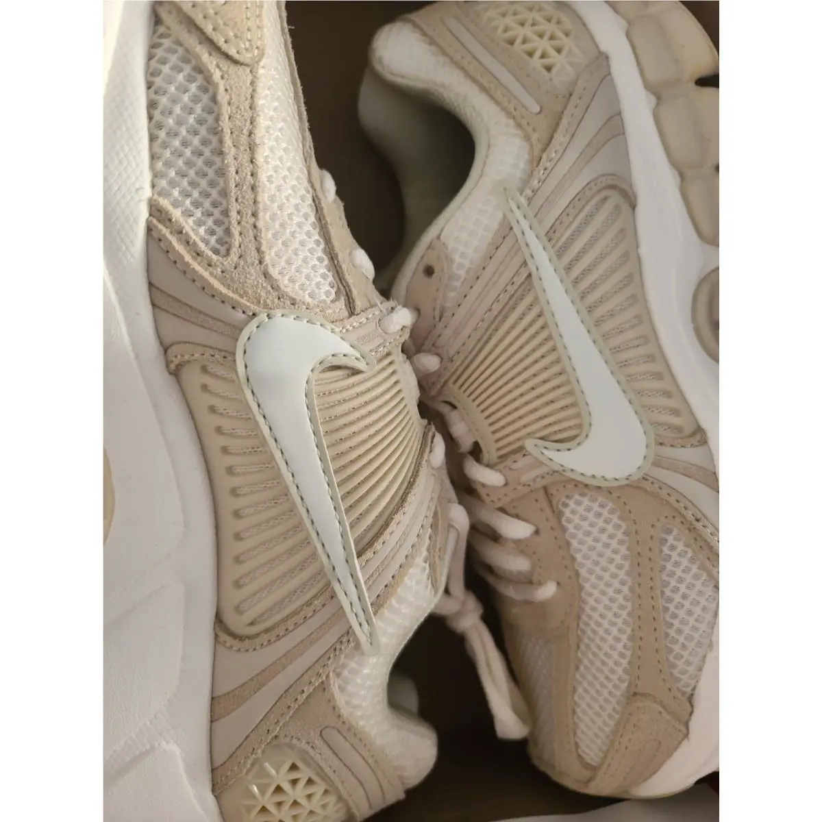 Nike shoes - Nike Air Zoom Vomero 5 - HQ0458 200 - Brown (UPC: 196149065007) 12