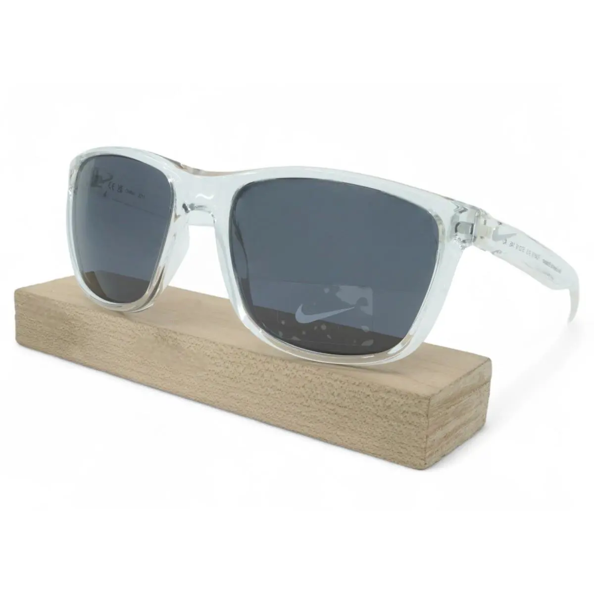 FQ4619-913 Unisex Nike Essential Endeavor Sunglasses