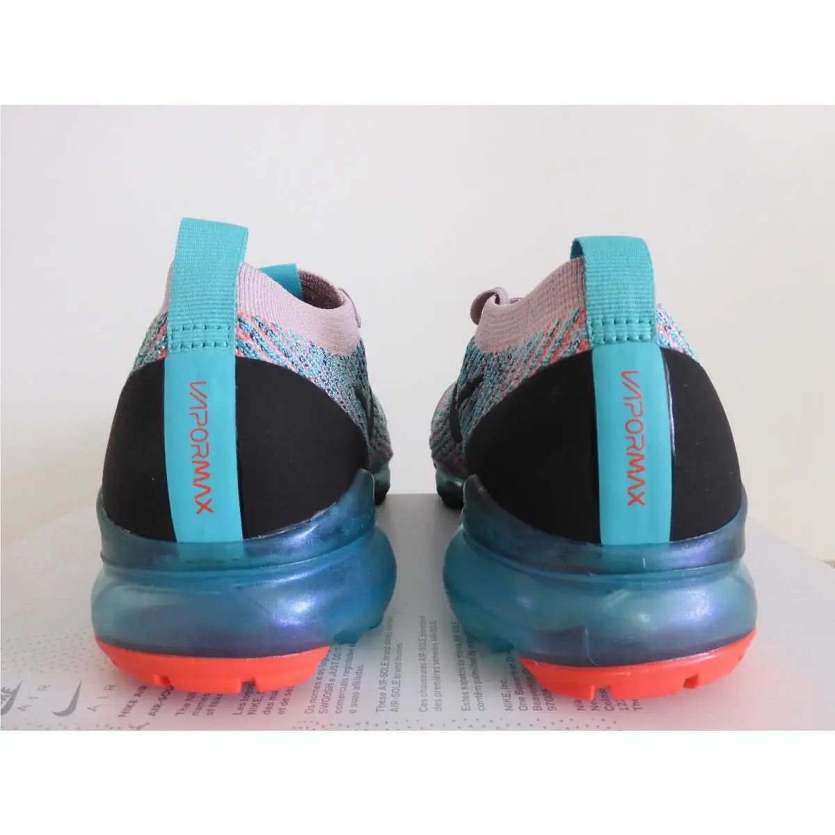Nike shoes - Nike Air VaporMax Flyknit - Air VaporMax Flyknit - AJ6910500 - Multicoloured 2