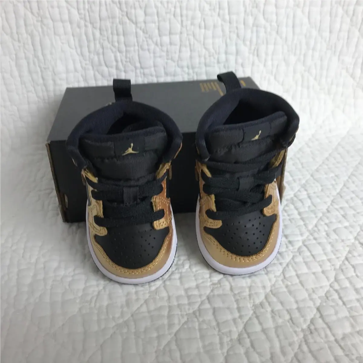 Nike shoes - DR6969-071 - DR6969-071 - Black/metallic gold /White 7