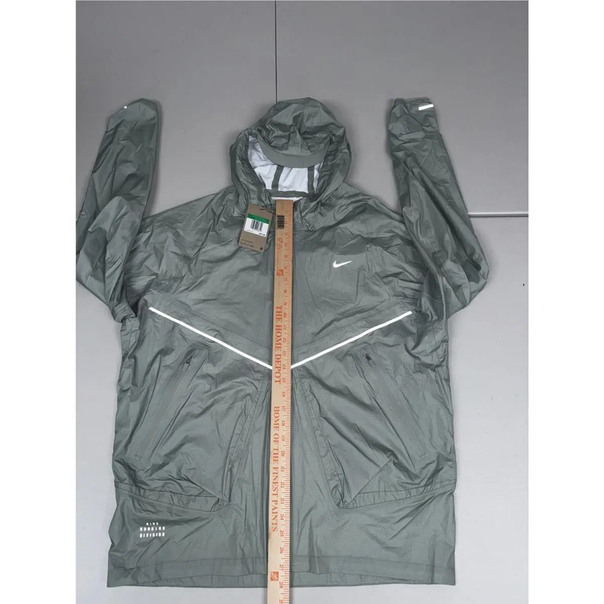 Nike clothing - Nike Storm-FIT ADV Running Jacket - FZ0622370 - Green (UPC: 197598935965) 5