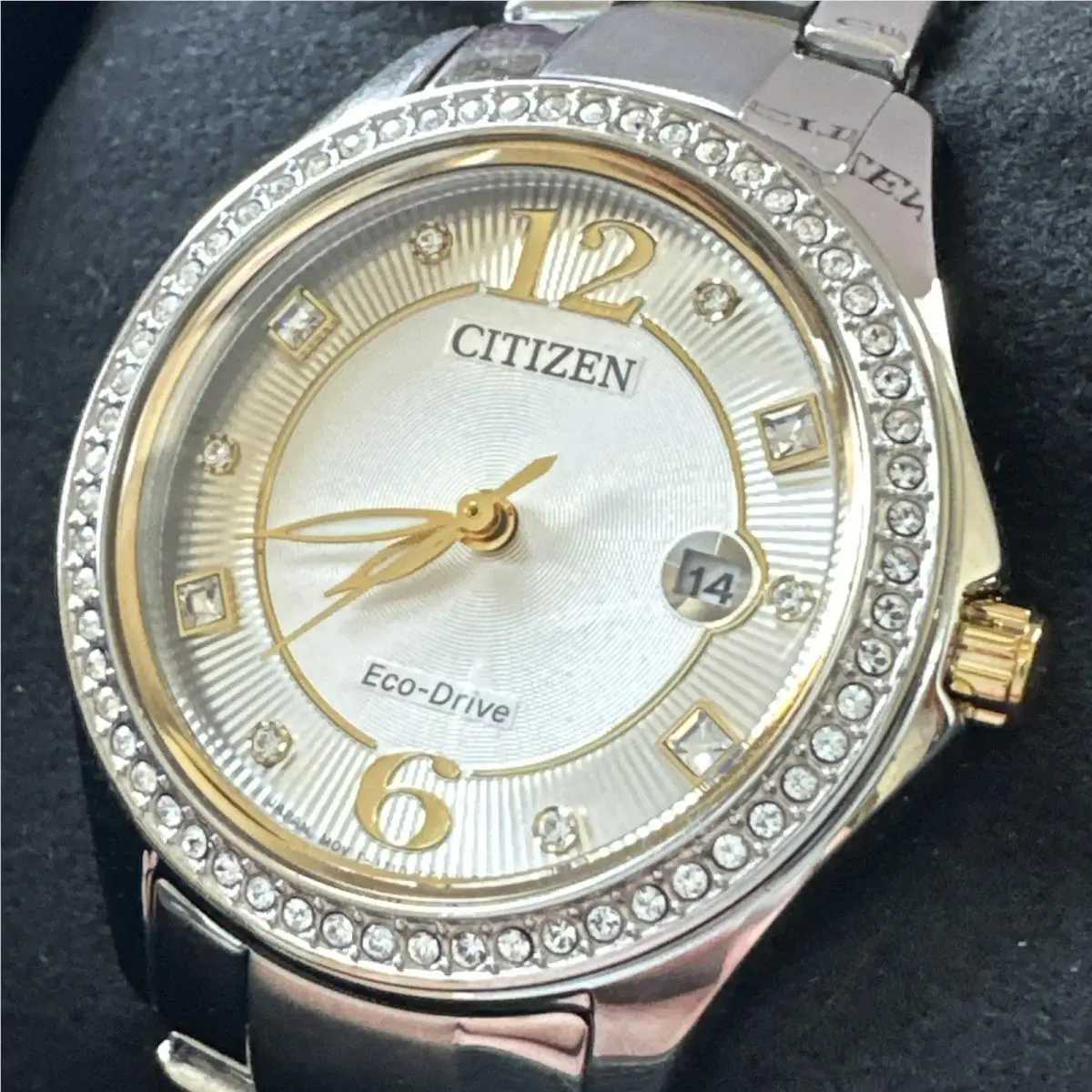 Eco-drive Women`s Crystal Accents Silver Calendar Watch 30MM FE1146-71A by Citizen