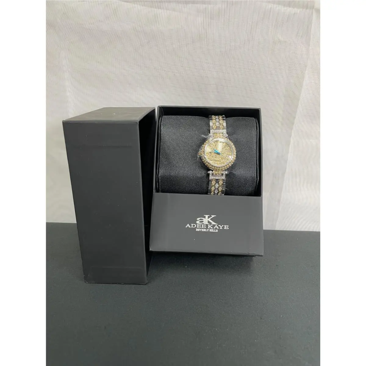 Finess-G1 AK2525-M2G Mens Silver Gold Round Analog Wristwatch by Adee Kaye