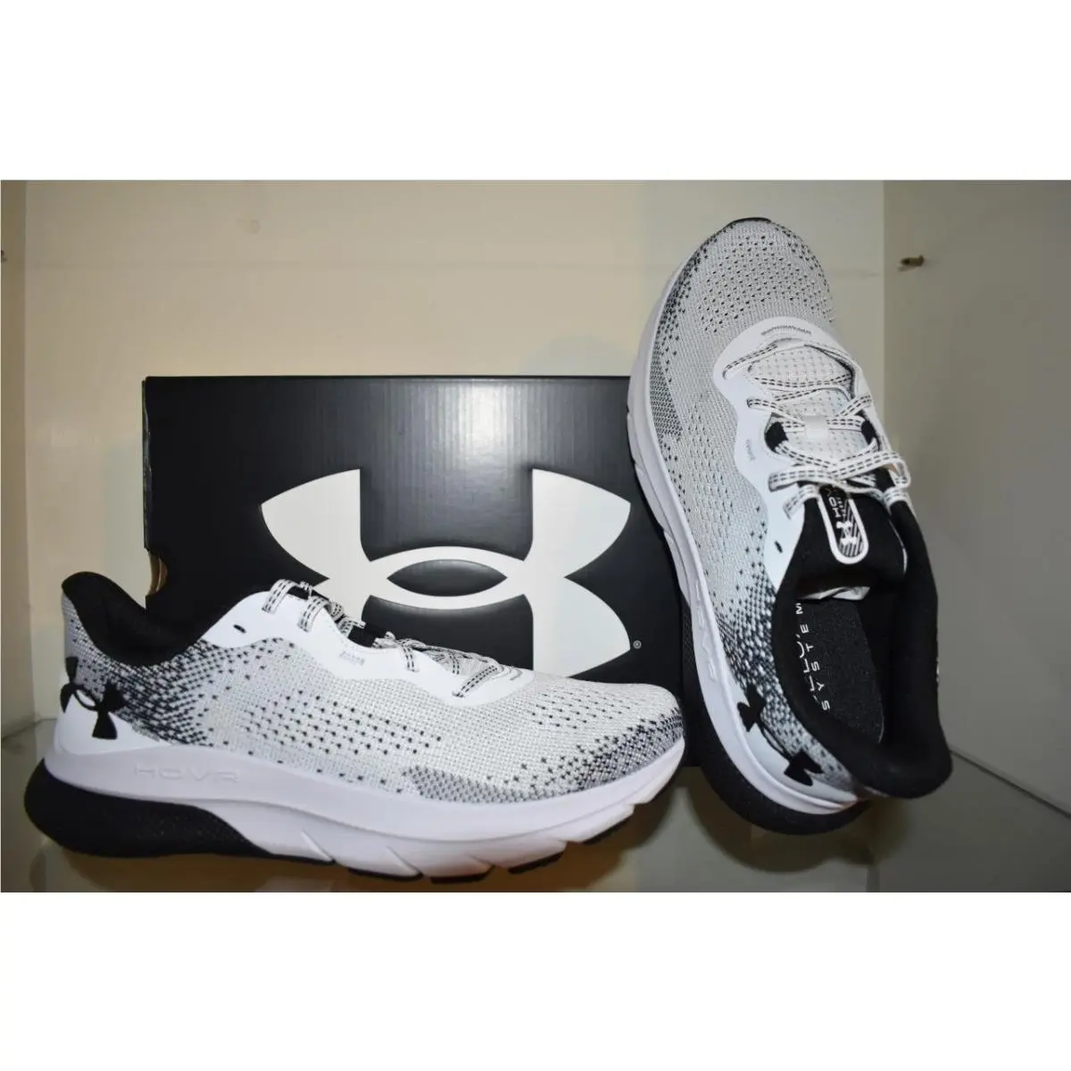 Under Armour shoes - Under Armour HOVR Turbulence - HOVR Turbulence - 3026520 105 - White 3