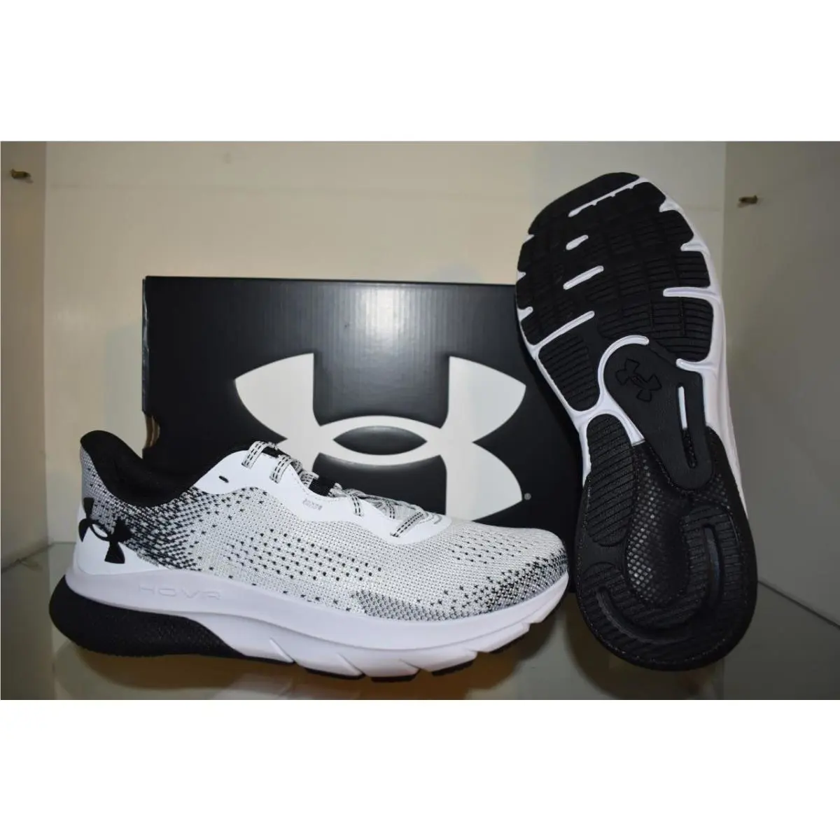 Under Armour shoes - Under Armour HOVR Turbulence - HOVR Turbulence - 3026520 105 - White 2