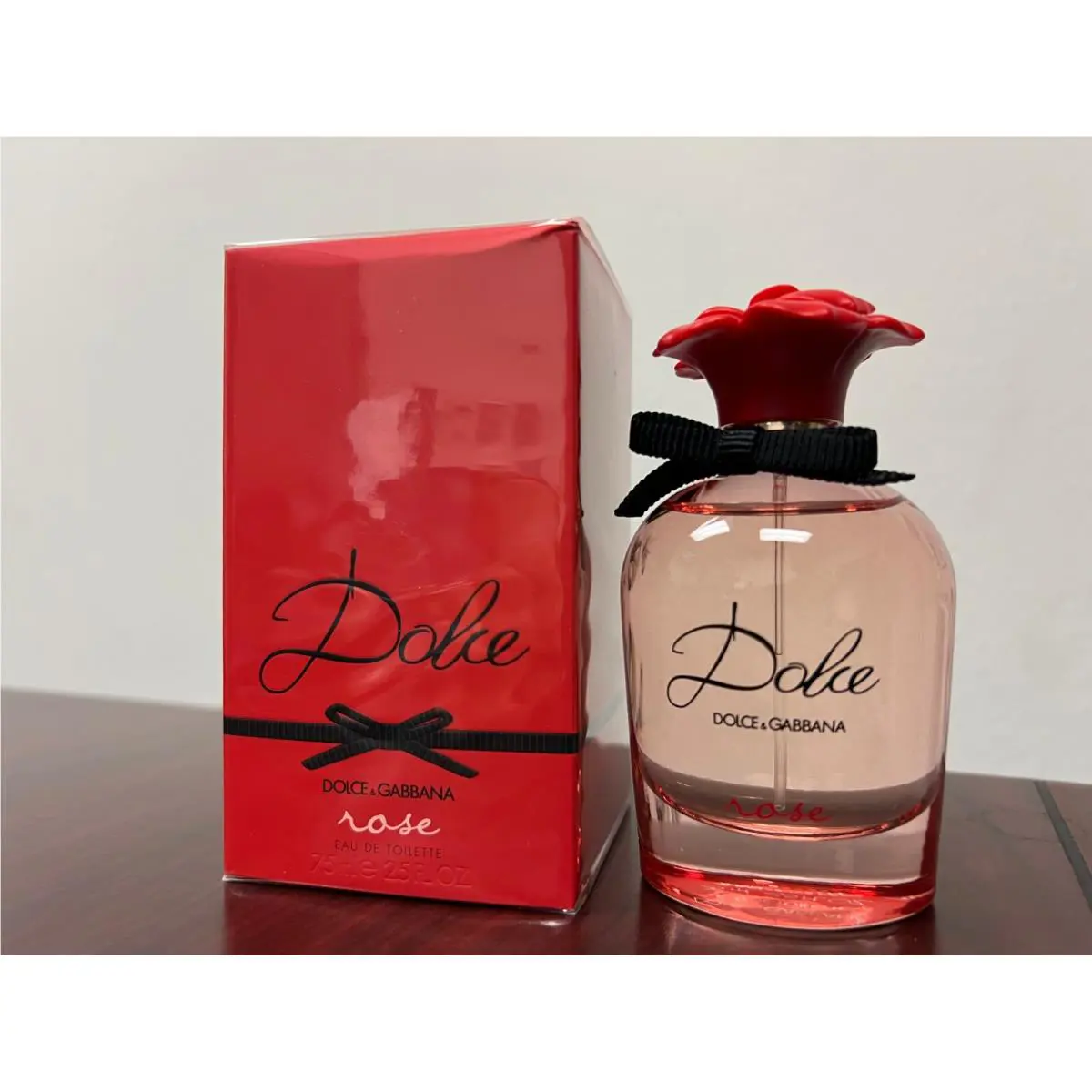 Dolce Rose by Dolce Gabbana 2.5 FL oz / 75 ML Eau De Toilette Spray Box