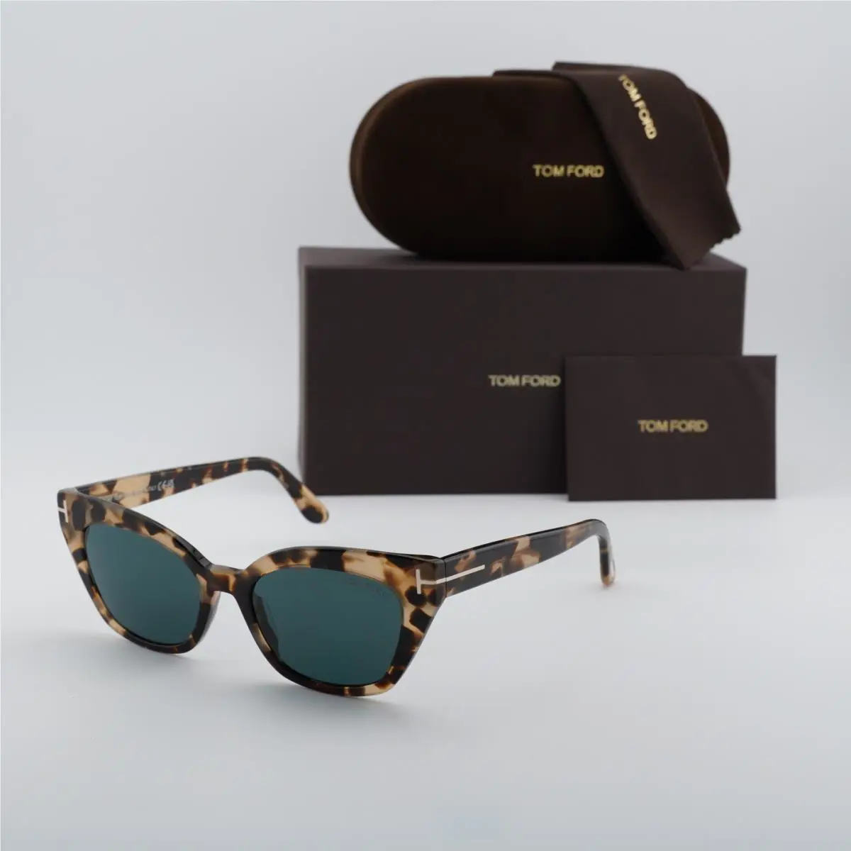 Tom Ford FT1031 01A Sunglasses Women`s Black/dark Grey Cat Eye 52mm