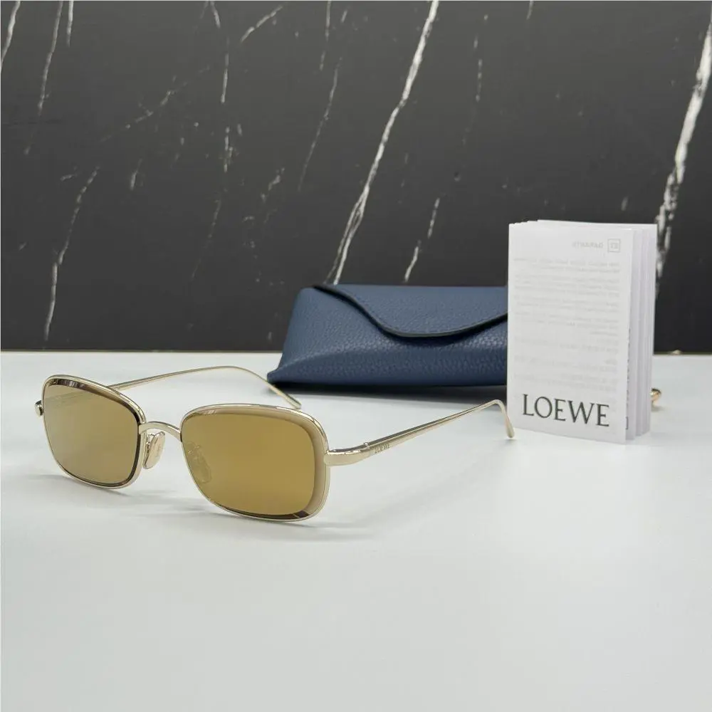 Loewe LW40159U 32G Sunglasses Unisex Gold Oval Eyewear