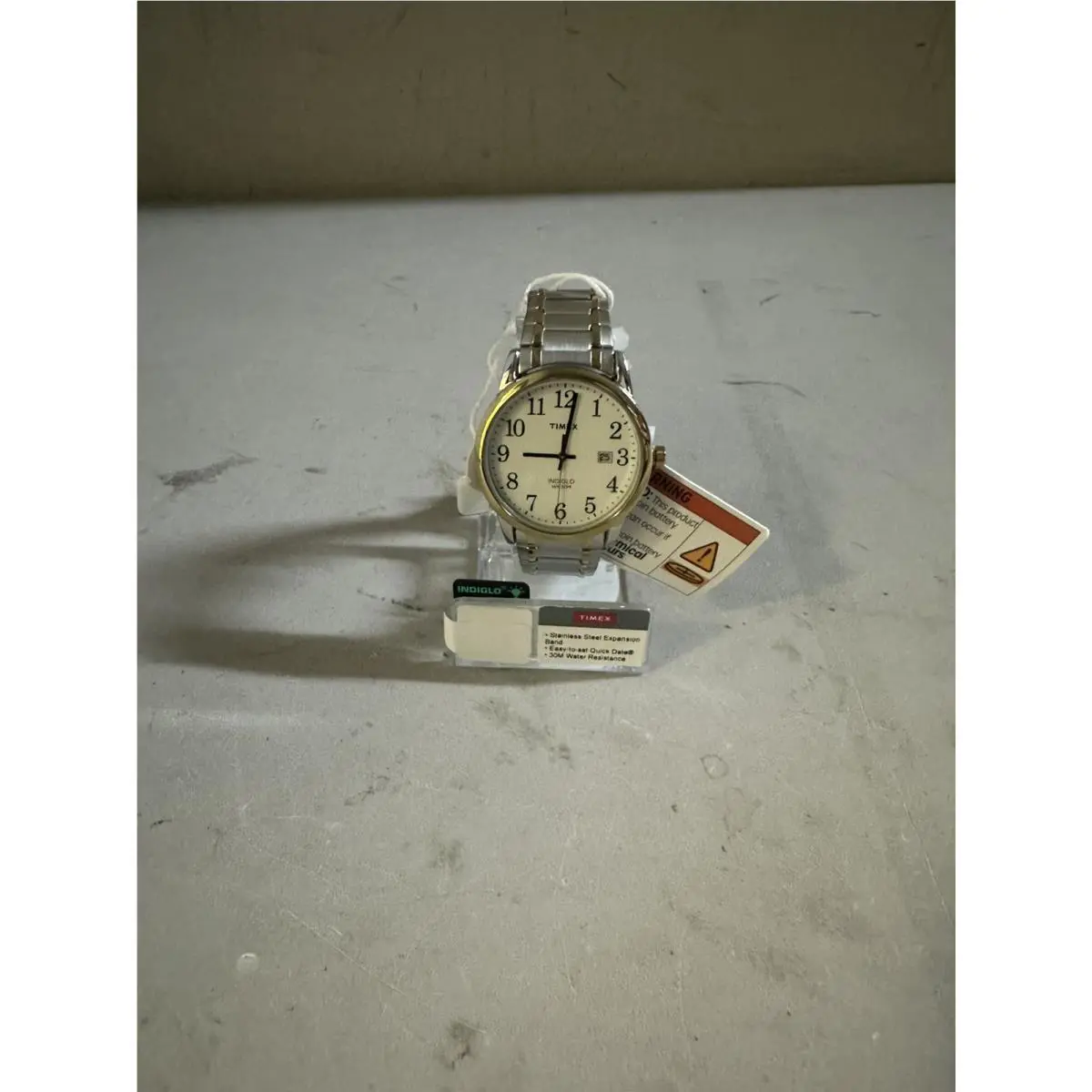 Timex Men`s TW2P81400 Easy Reader Two-tone Stainless Steel Expansion Band Watch - Dial: Aubergine, Band: Gold, Silver, Two Tone, Bezel: Aubergine, White
