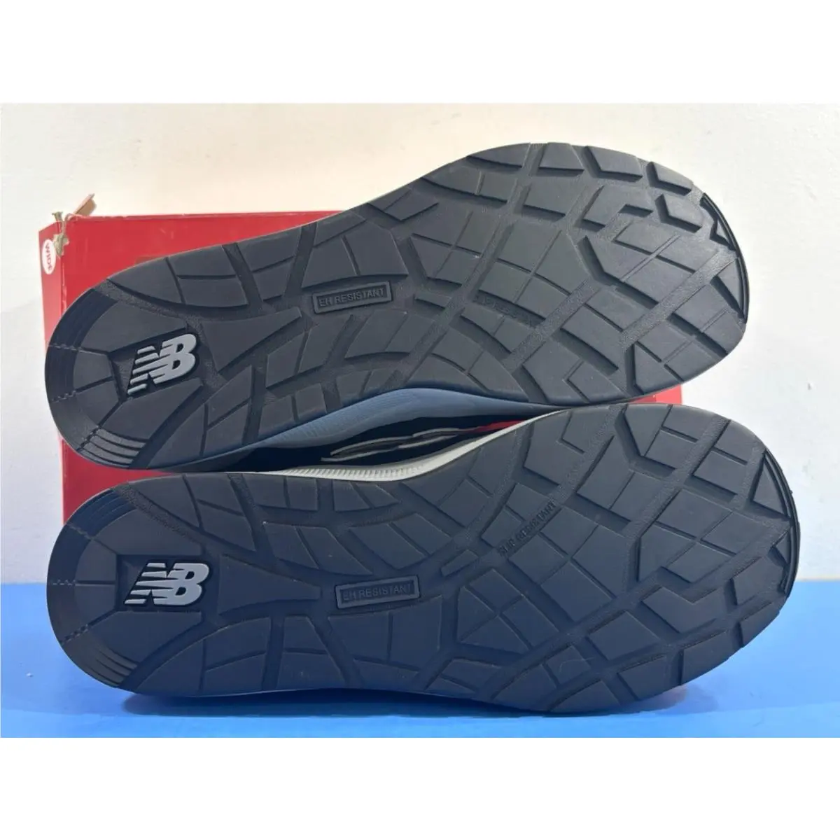New Balance shoes - NEW BALANCE ELITE LITE - ELITE LITE - MUELEHBG - Black 2