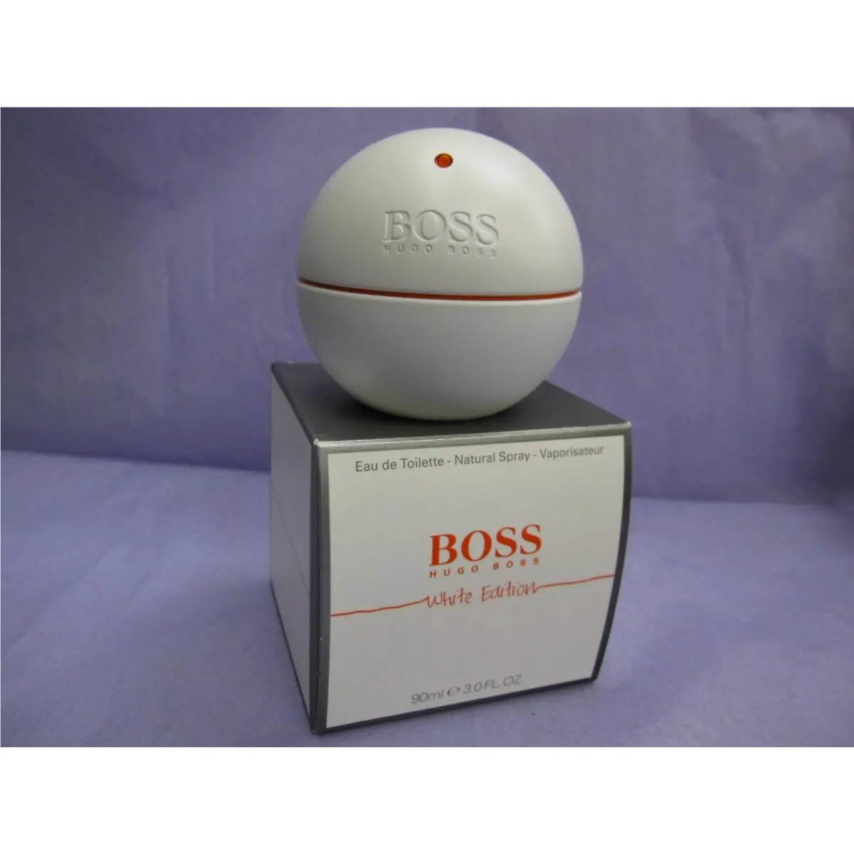 Boss IN Motion White Edition 3.0 FL oz / 90 ML Eau De Toilette Spray