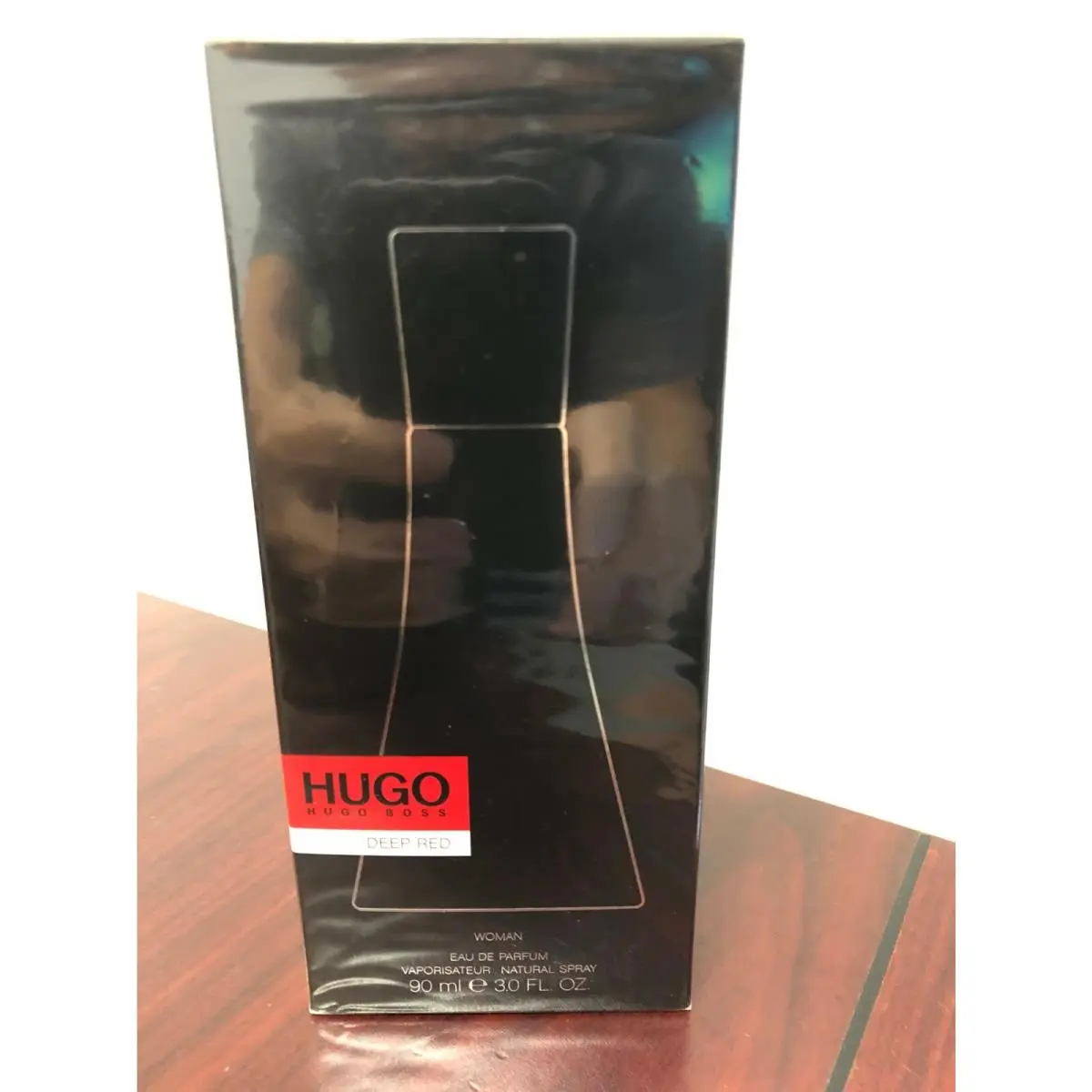 Deep Red Woman by Hugo Boss 3.0 FL oz / 90 ML Eau De Parfum Spray Box