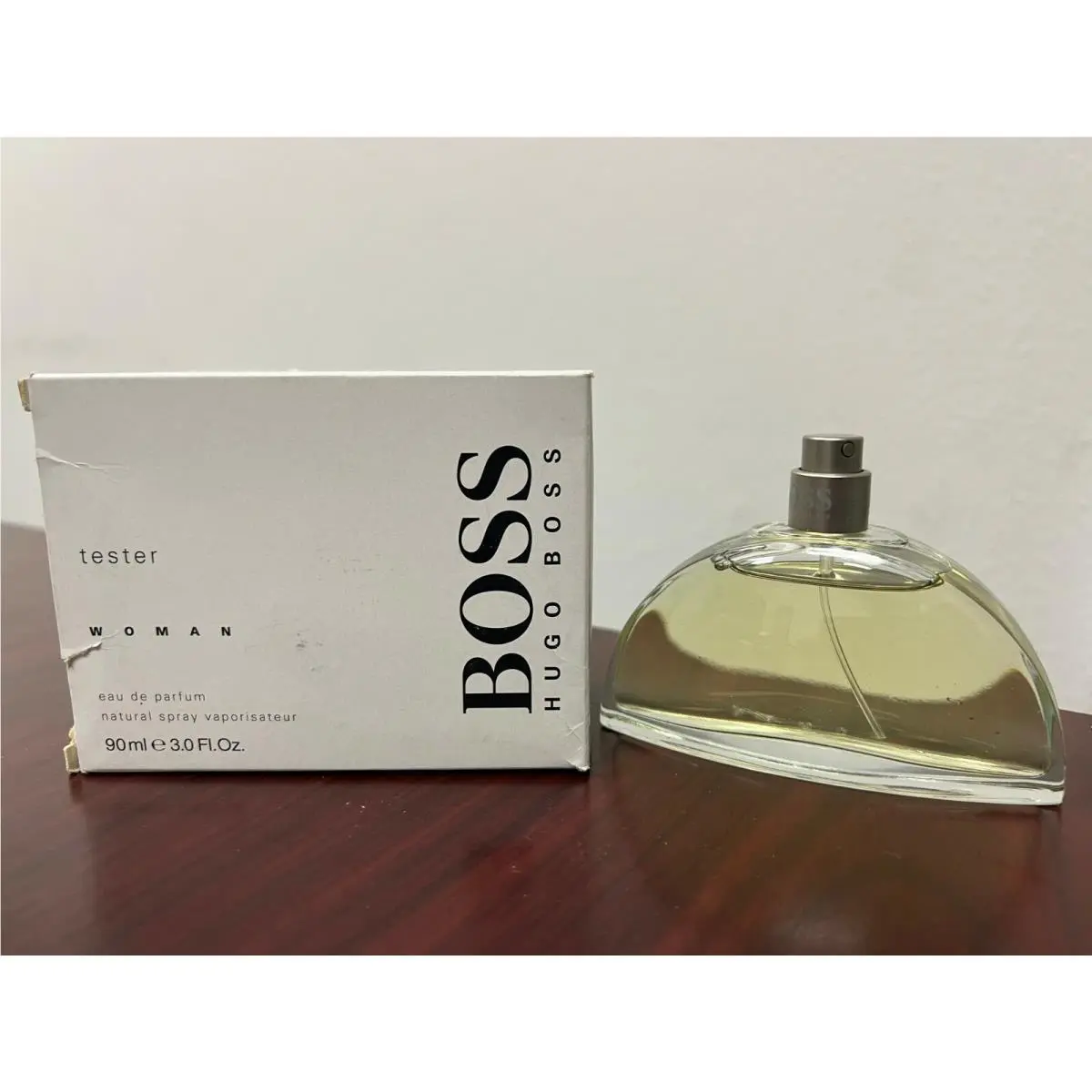 Boss Woman by Hugo Boss 3.0 FL oz / 90 ML Eau De Parfum Spray Tester Box