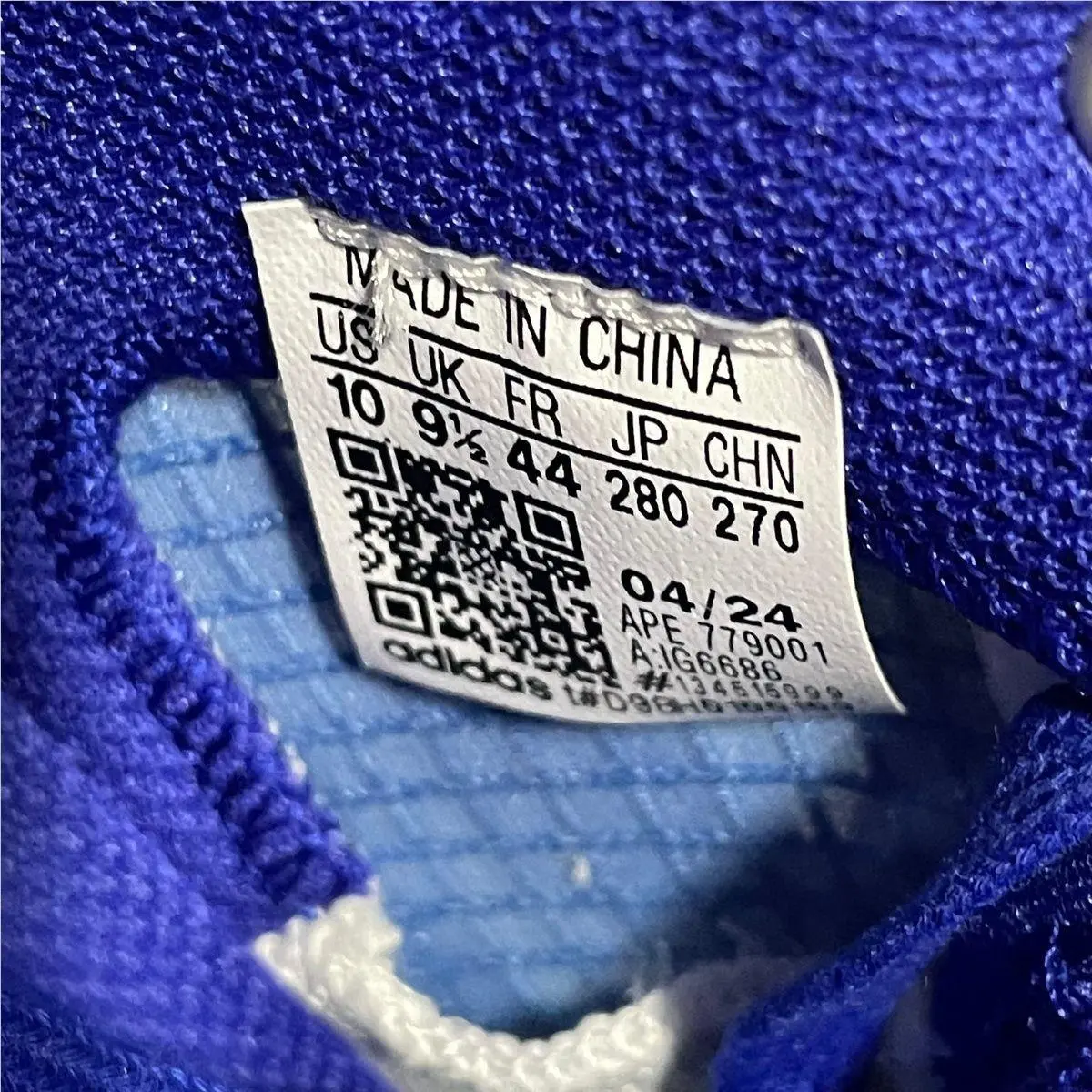 Adidas shoes - VS160831 - vs-160831 - White (UPC: 196477576657) 2