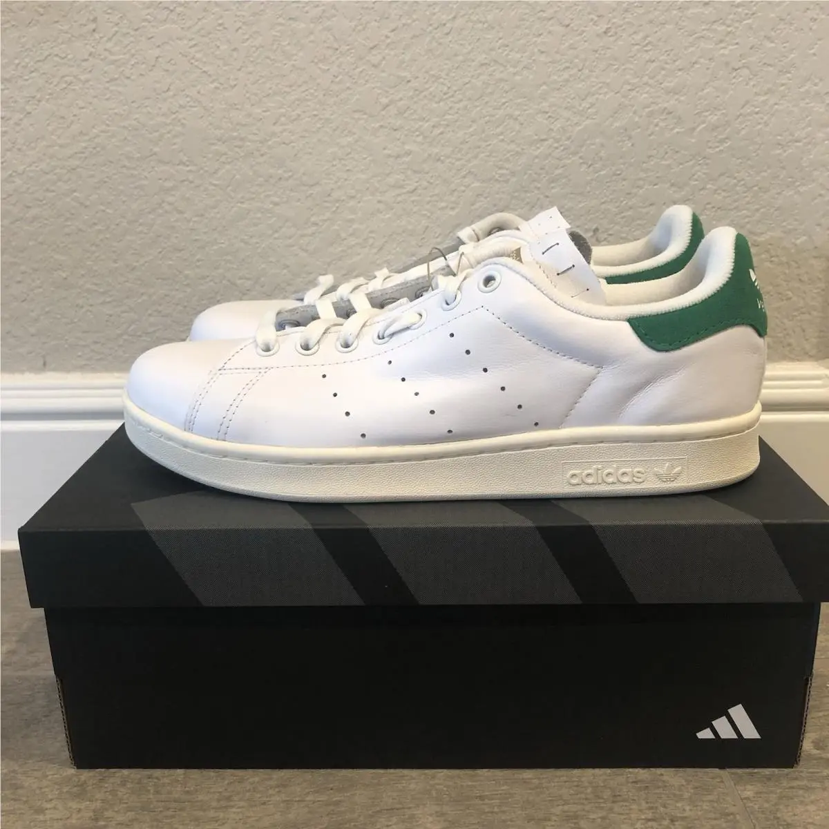 Adidas shoes - Velostan - Velostan - IE8398 - Multicolor (UPC: 196478509418) 1