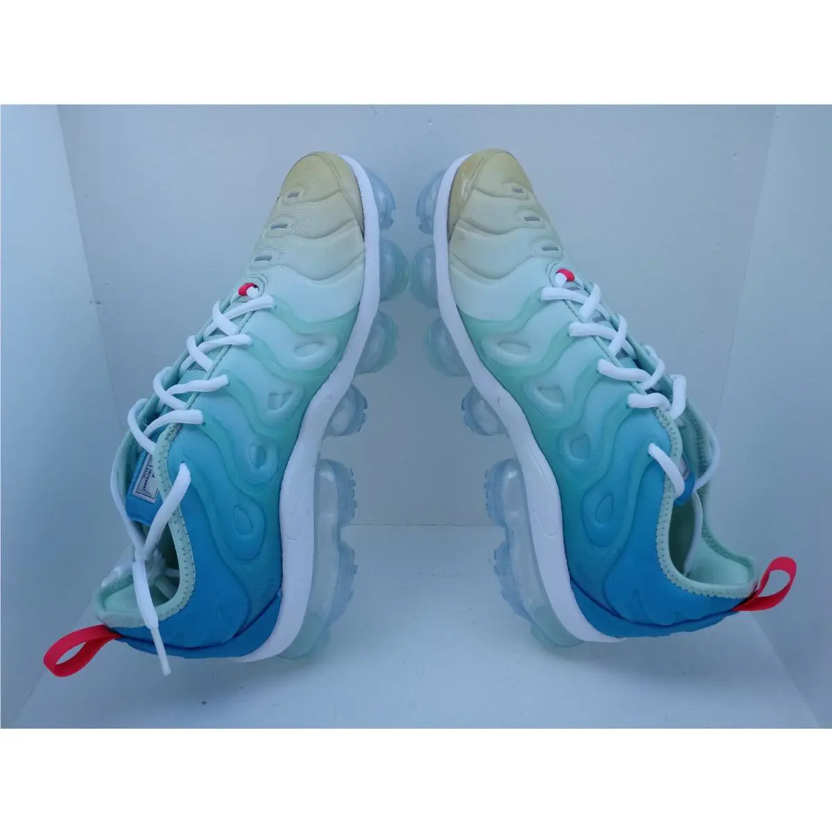 Nike shoes - Nike Air Vapormax Plus - Air Vapormax Plus - DQ7651-300 - MINT FOAM/METALLIC SILVER 3