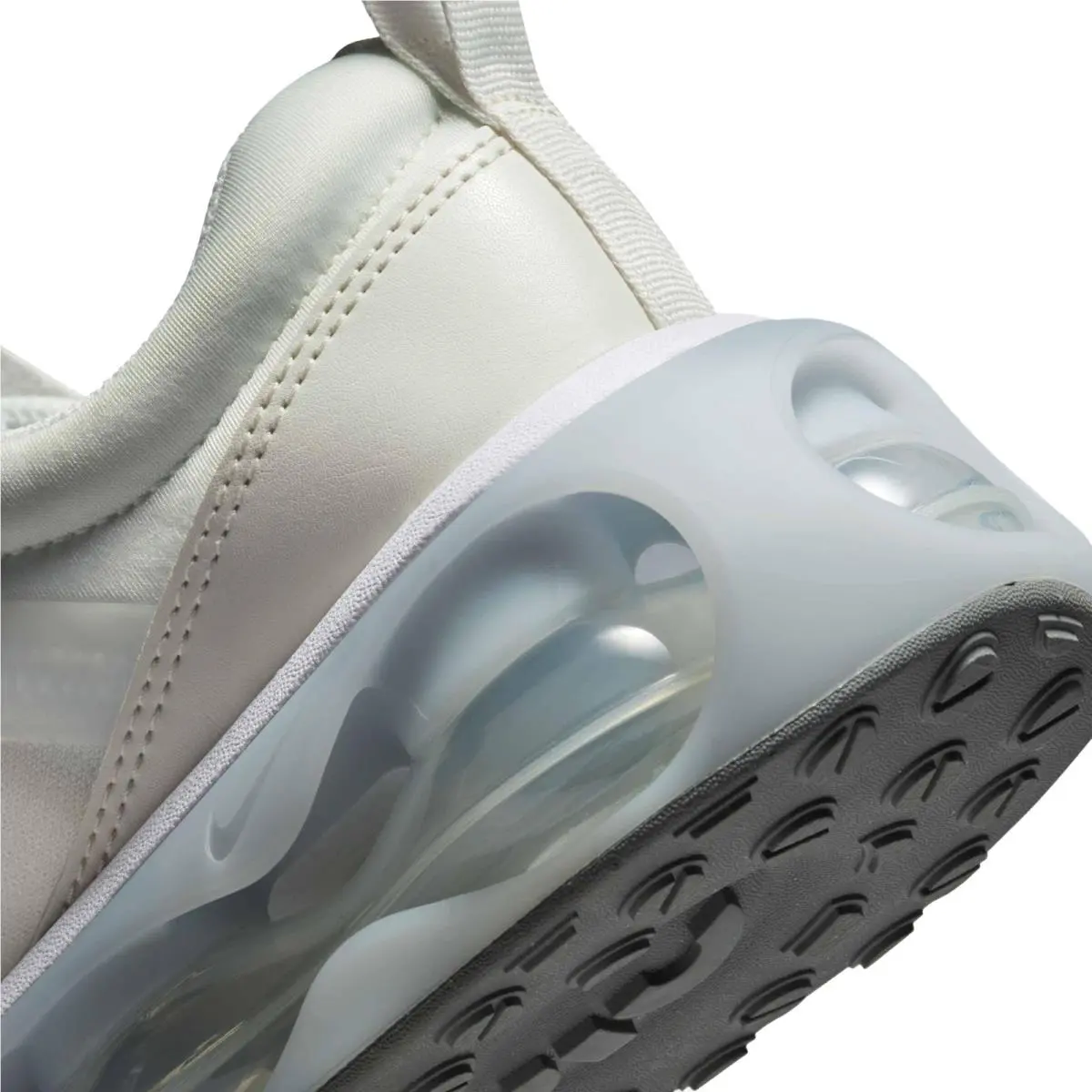 Nike shoes  - Summit White/Aura 11