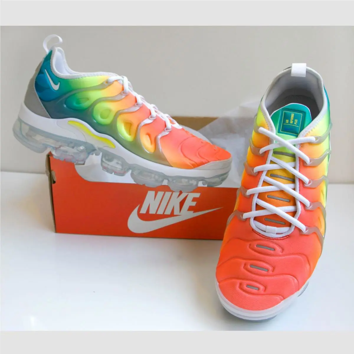 Nike shoes - Nike Air Vapormax Plus - Air Vapormax Plus - 924453-103 - White 0