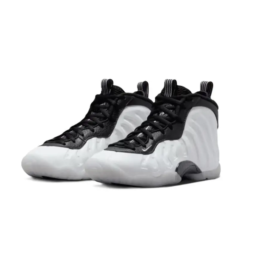 Nike shoes - White/Metallic Silver/Black 6