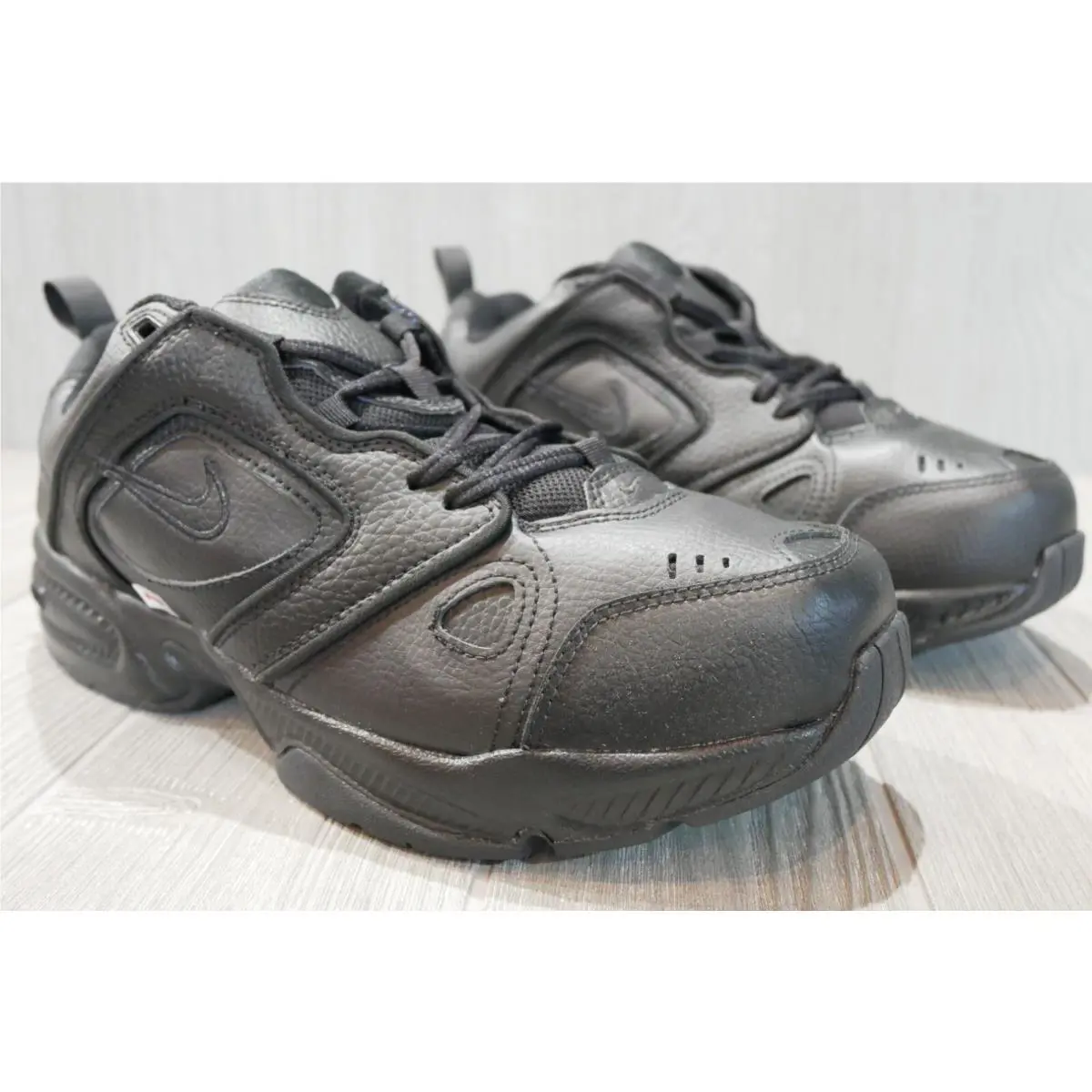 Nike shoes - Nike Air Monarch - Air Monarch - Black 1