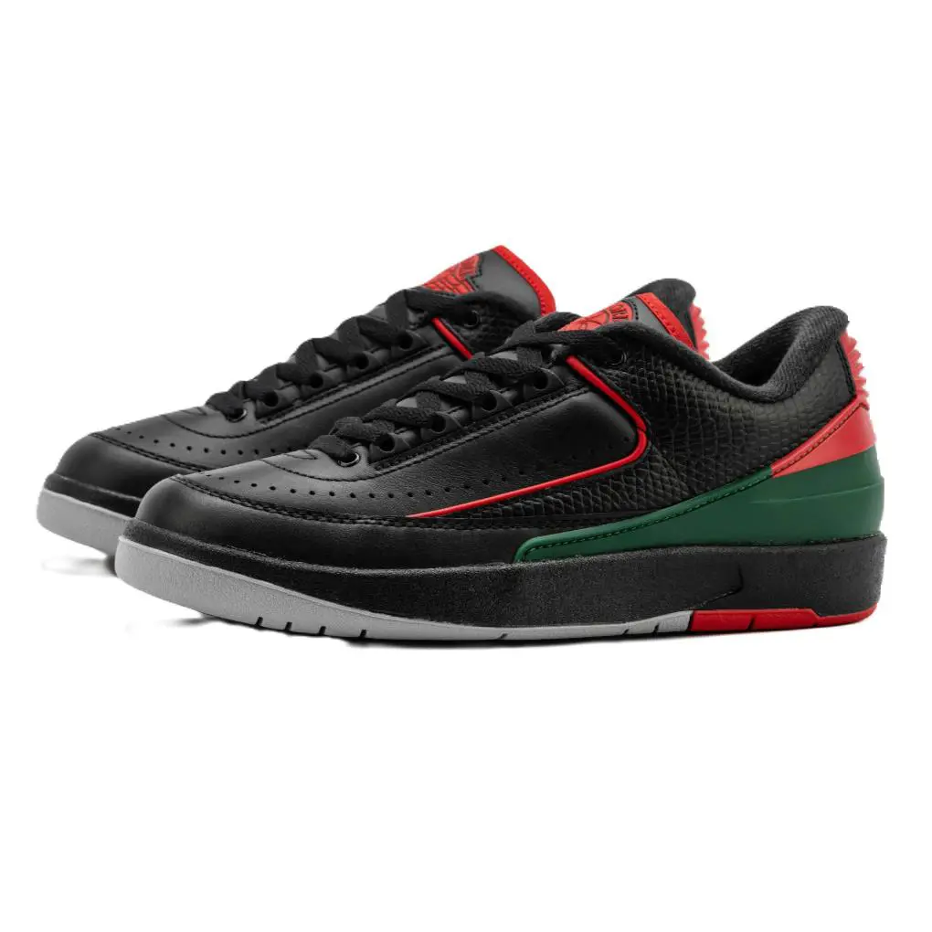 Nike shoes - Black/Red/Green 5