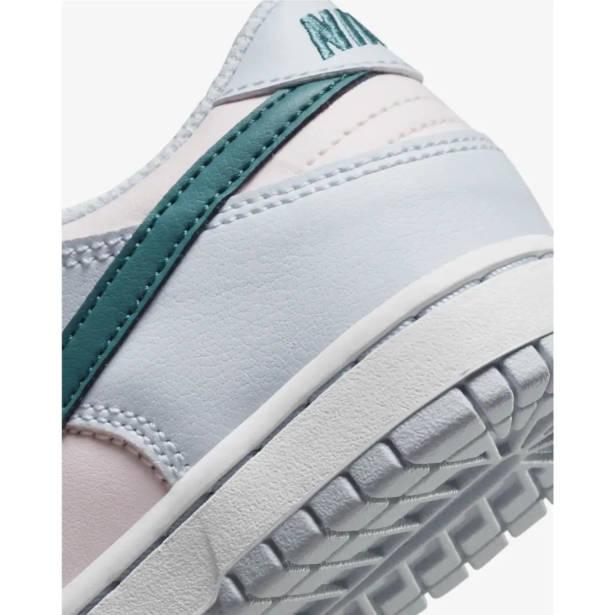 Nike shoes - Multicolor 2