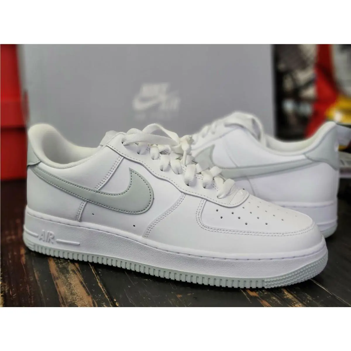 Nike shoes - White 2