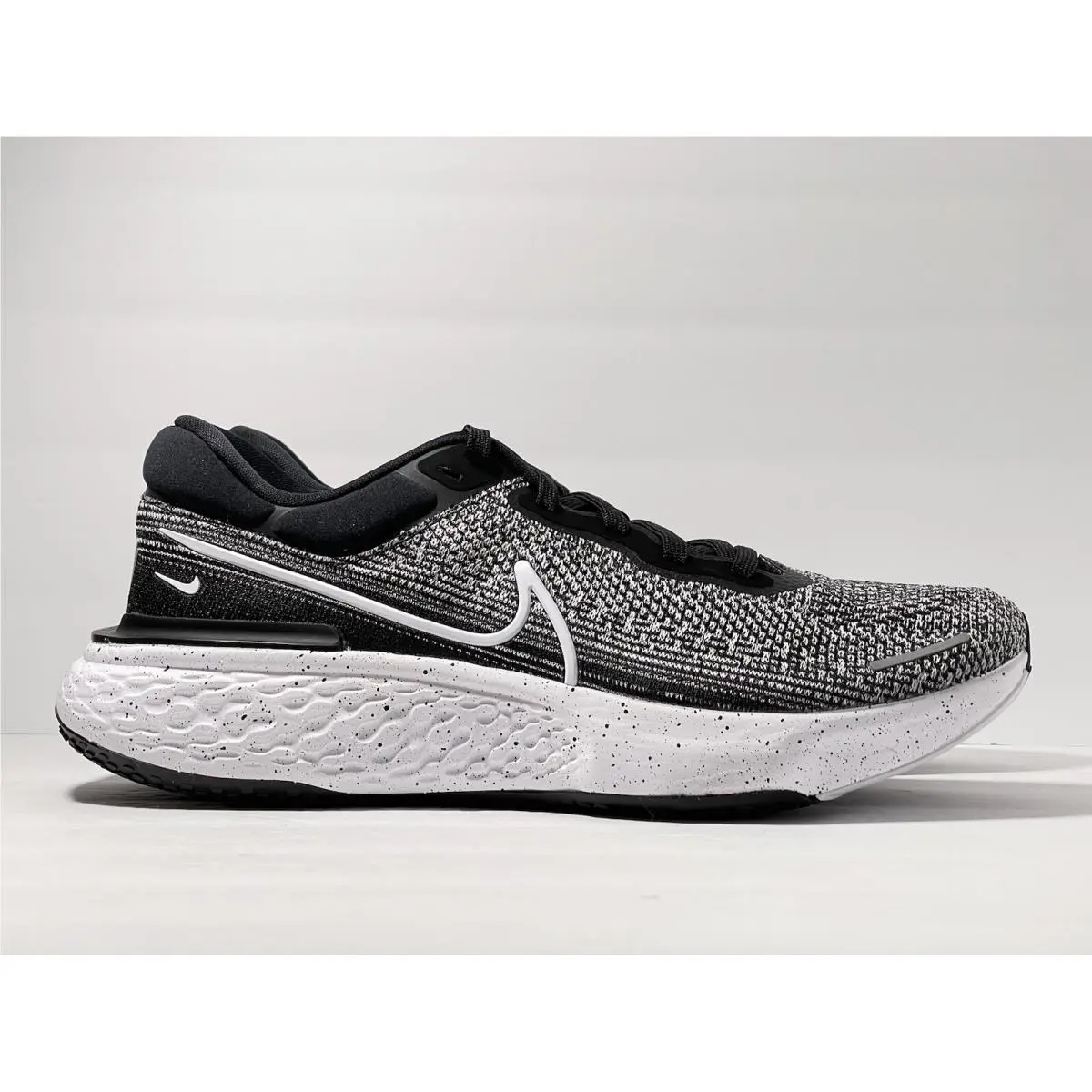 Nike shoes - Nike ZoomX Invincible - ZoomX Invincible - CT2228-103 - Black White 5
