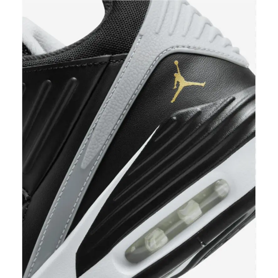 Nike shoes - Black/Gold/White 12