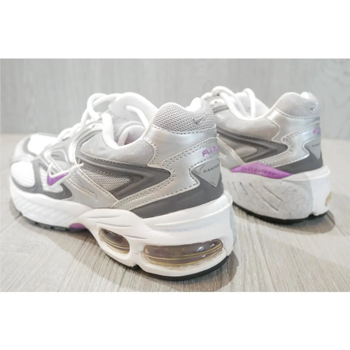 Nike shoes - Silver 9