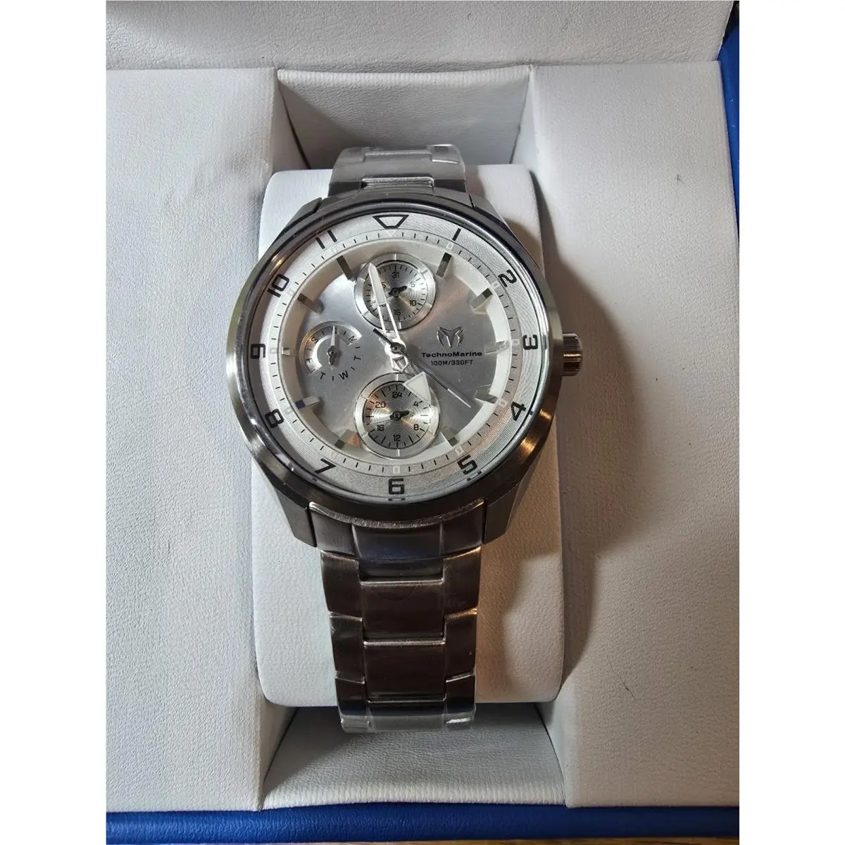 Technomarine Women`s Watch Ocean Quantum Quartz Silver Dial Bracelet TM-318109 by TechnoMarine