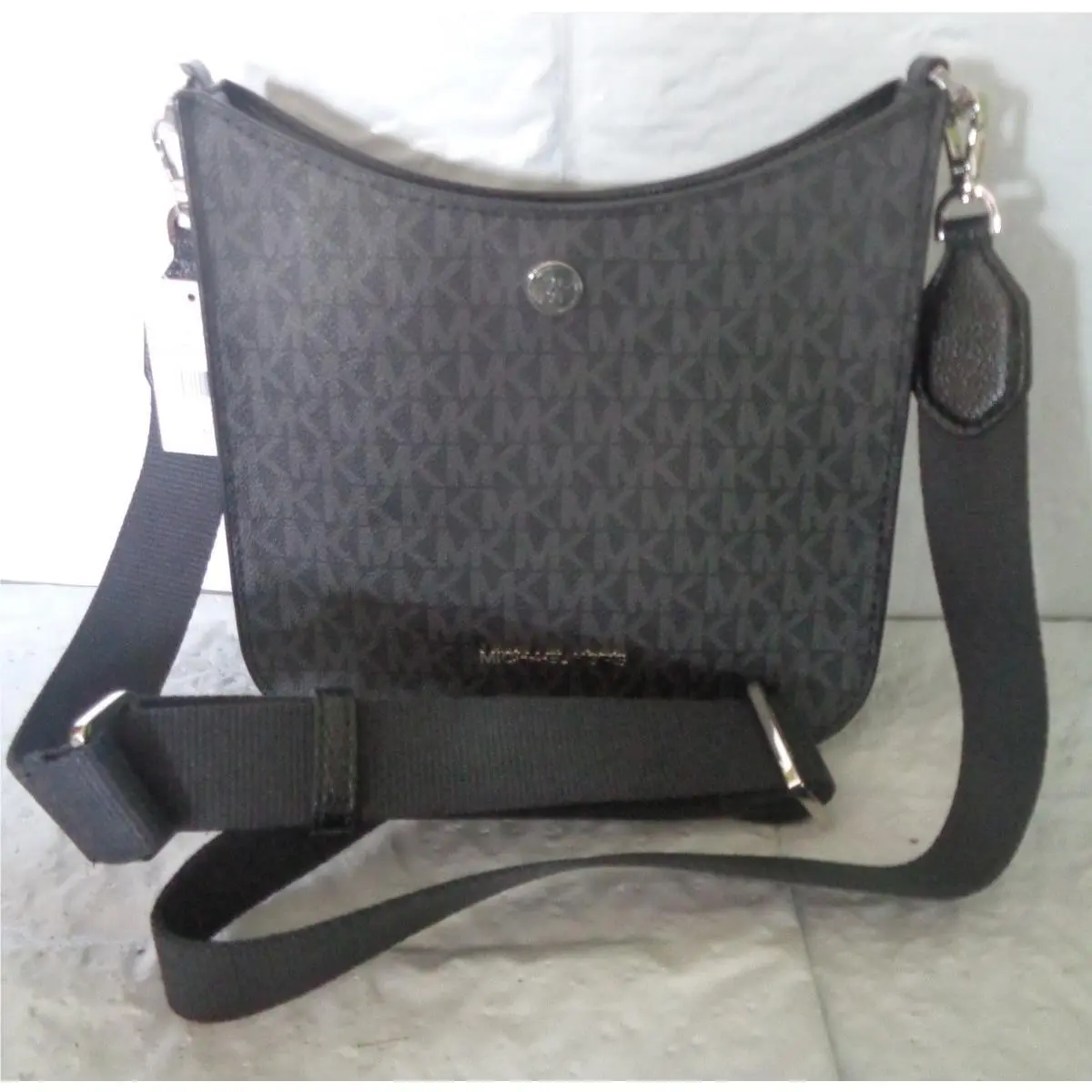 Michael Kors - Briley - Small Messenger Signature Crossbody - Black