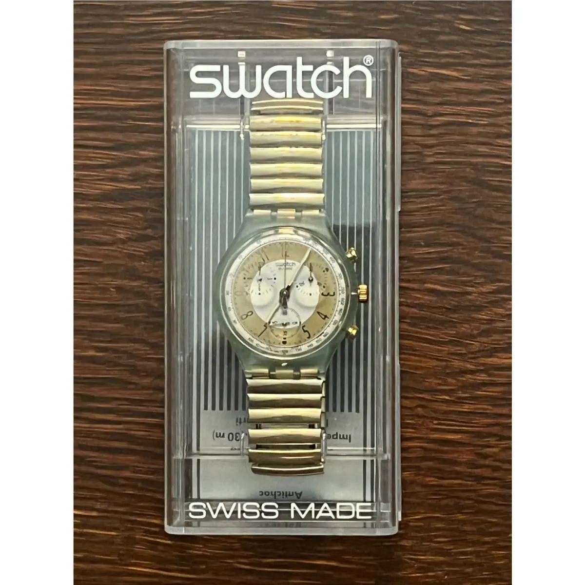 Vintage Swatch Chrono 1993 Golden Globe and Battery SCG100