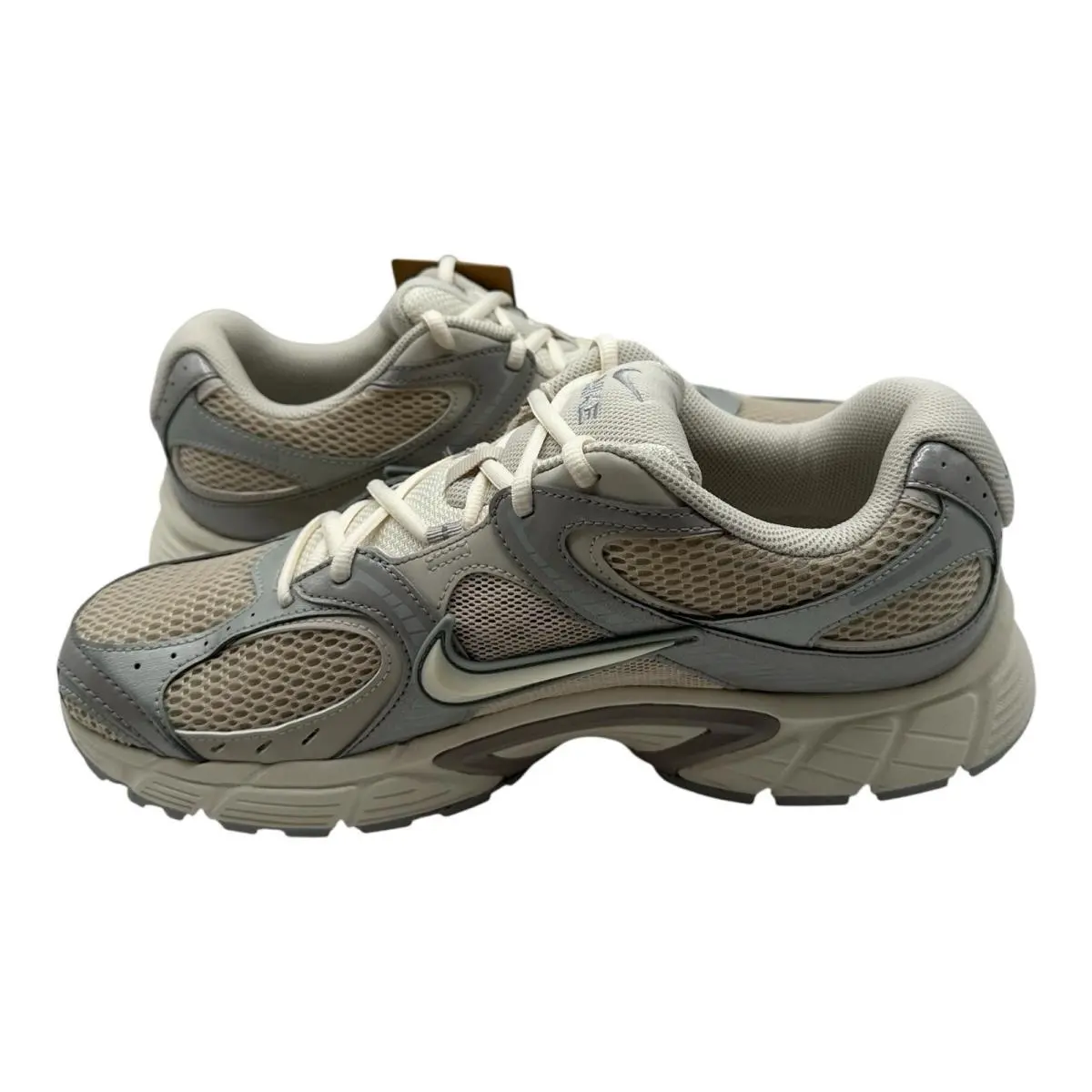 Nike shoes - Nike V5 RNR - RNR - IH1980 140 - Beige (UPC: 198485369160) 1