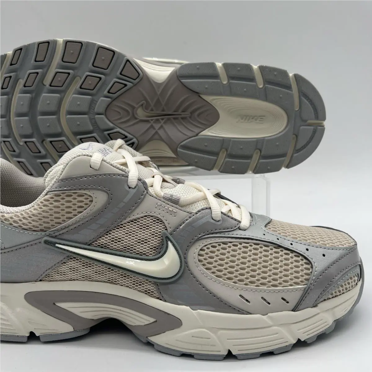Nike shoes - Nike V5 RNR - RNR - IH1980 140 - Beige (UPC: 198485369160) 0